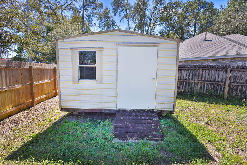 LAKEVIEW S/D - Residential