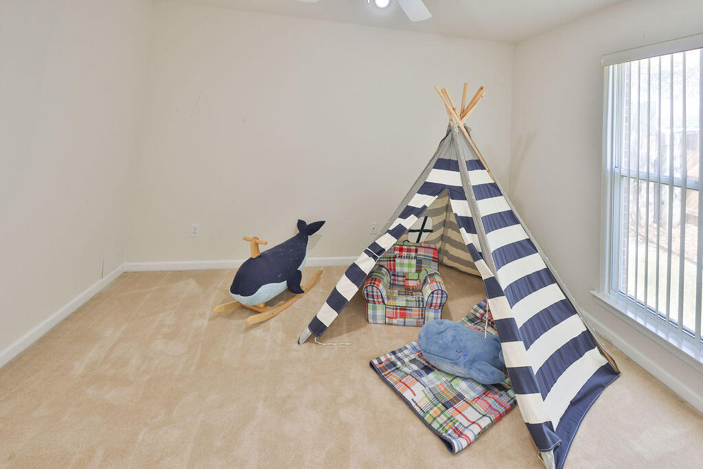 LAKEVIEW S/D - Residential