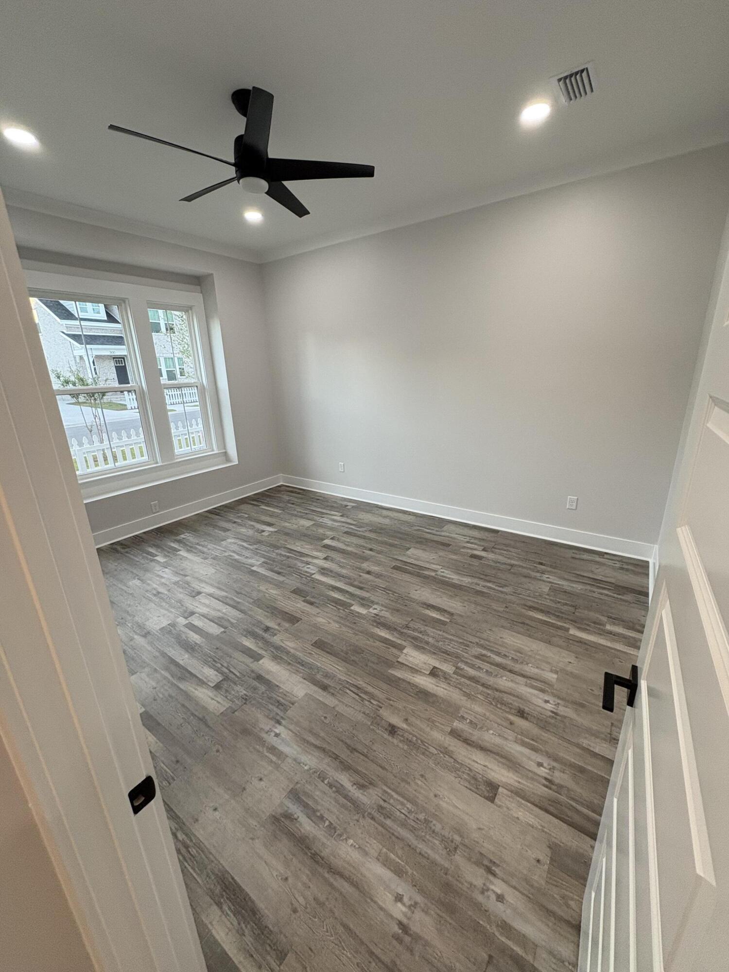 Deer Moss Creek - Residential