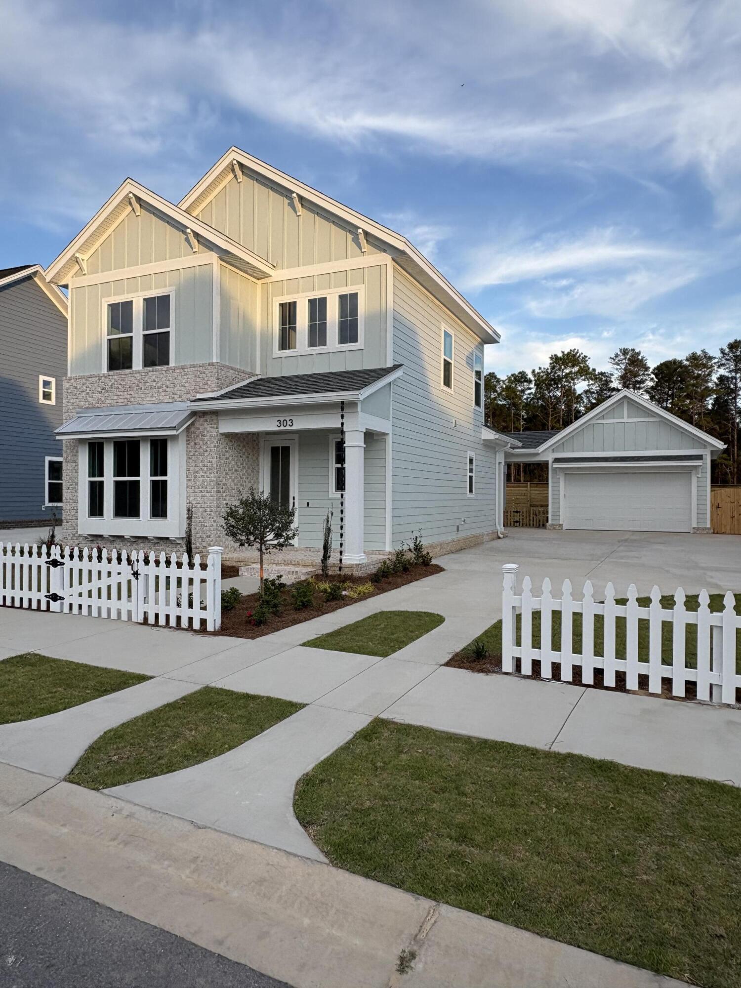 Deer Moss Creek - Residential