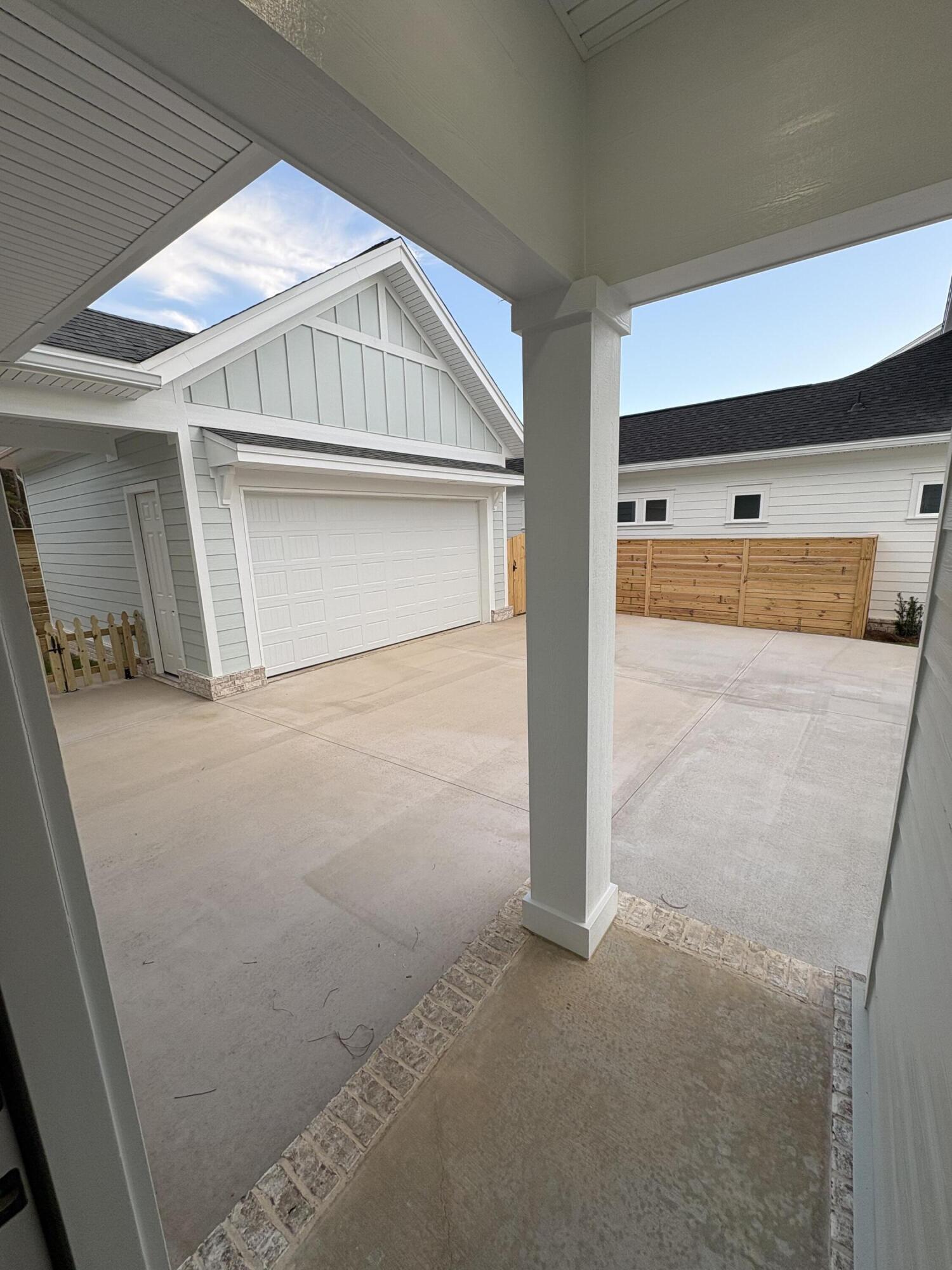 Deer Moss Creek - Residential