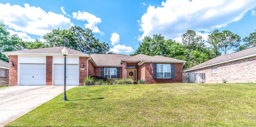 Spacious home in Silver Oaks. Neighborhood Pool! Swim everyday and you don't have to clean the pool! Enjoy living in a neighborhood that has sidewalks for walking or jogging!Open floorplan. Large living area that is open and bright. The large kitchen, with island, over looks the living area and breakfast area. There is a separate dining area that is currently being used as another living space. Split floorplan. Huge master suite with 2 closets, double vanity's, a shower and tub. All other bedrooms are large with plenty of room for your entire family. Huge wooden deck across the entire back of the house. Fenced backyard. Large 2 car garage. This is a beautiful home that has been extremely well maintained and is ready for you to move into! Small shed in the backyard stays.