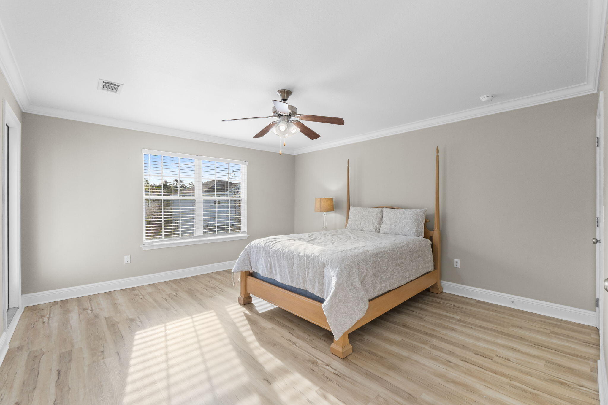 MOSAIC OAKS - Residential