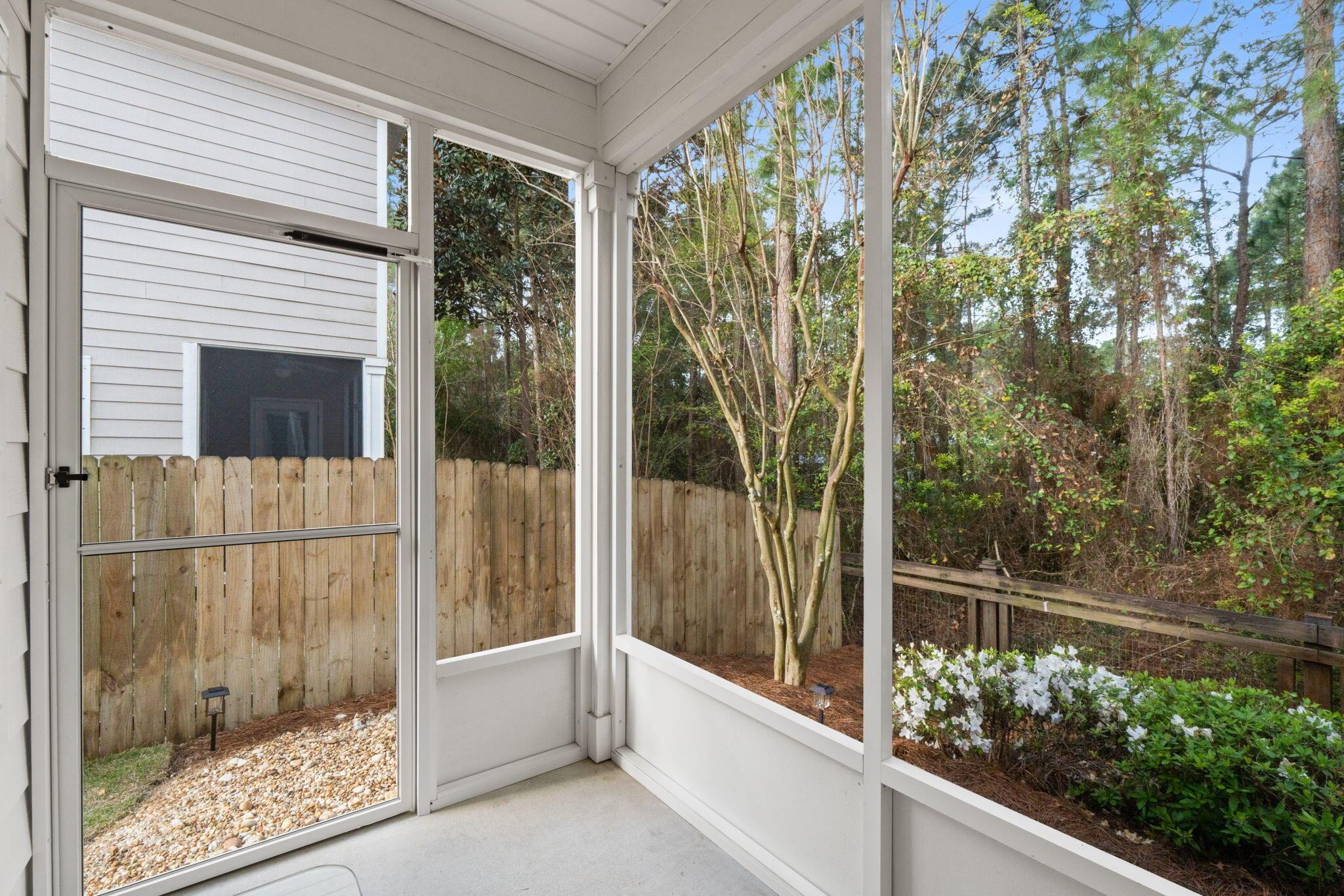 MOSAIC OAKS - Residential