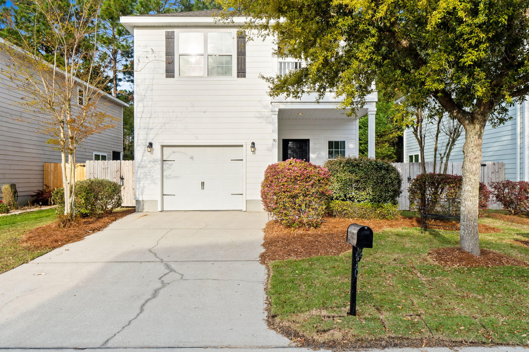 MOSAIC OAKS - Residential