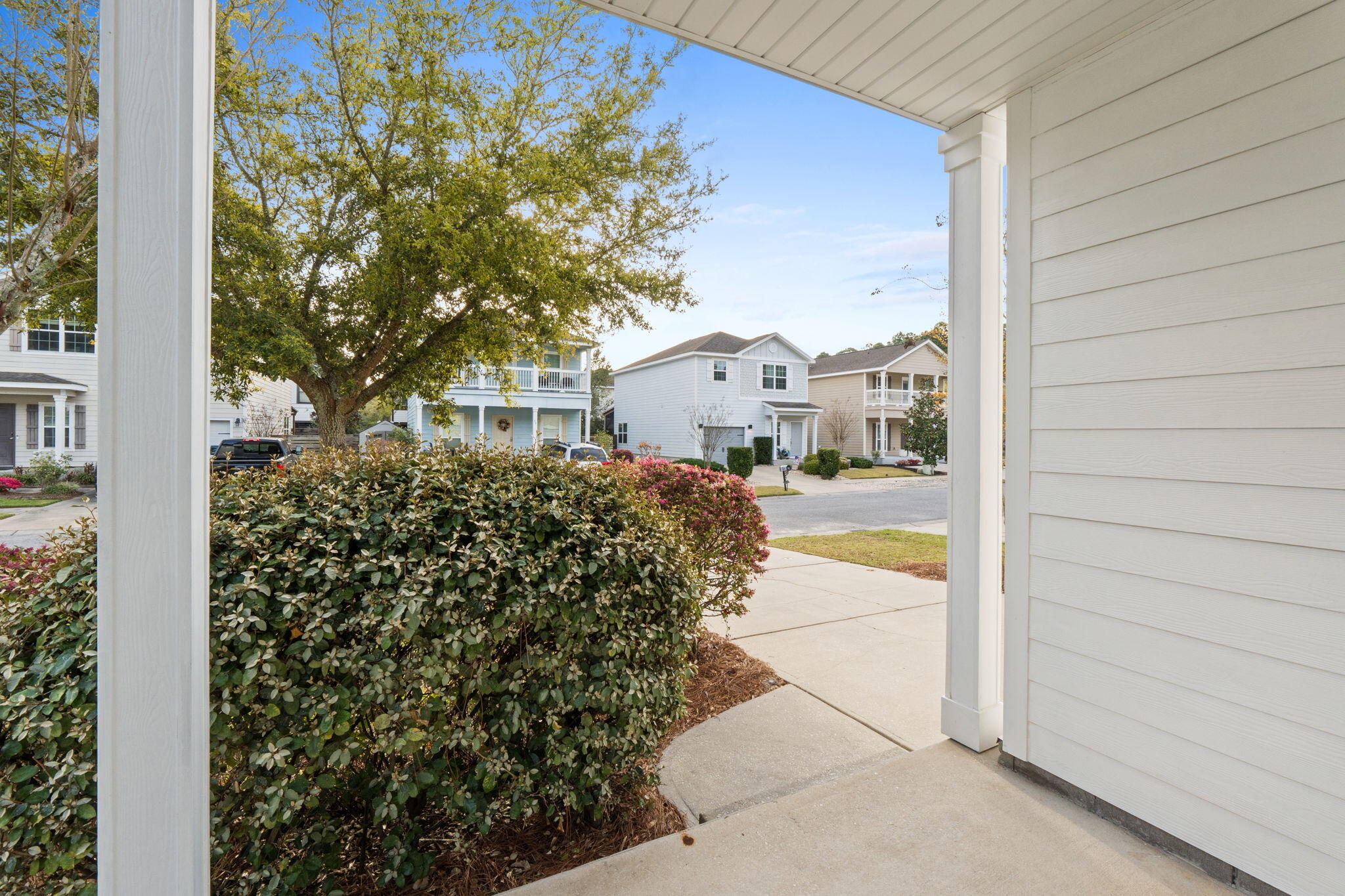 MOSAIC OAKS - Residential