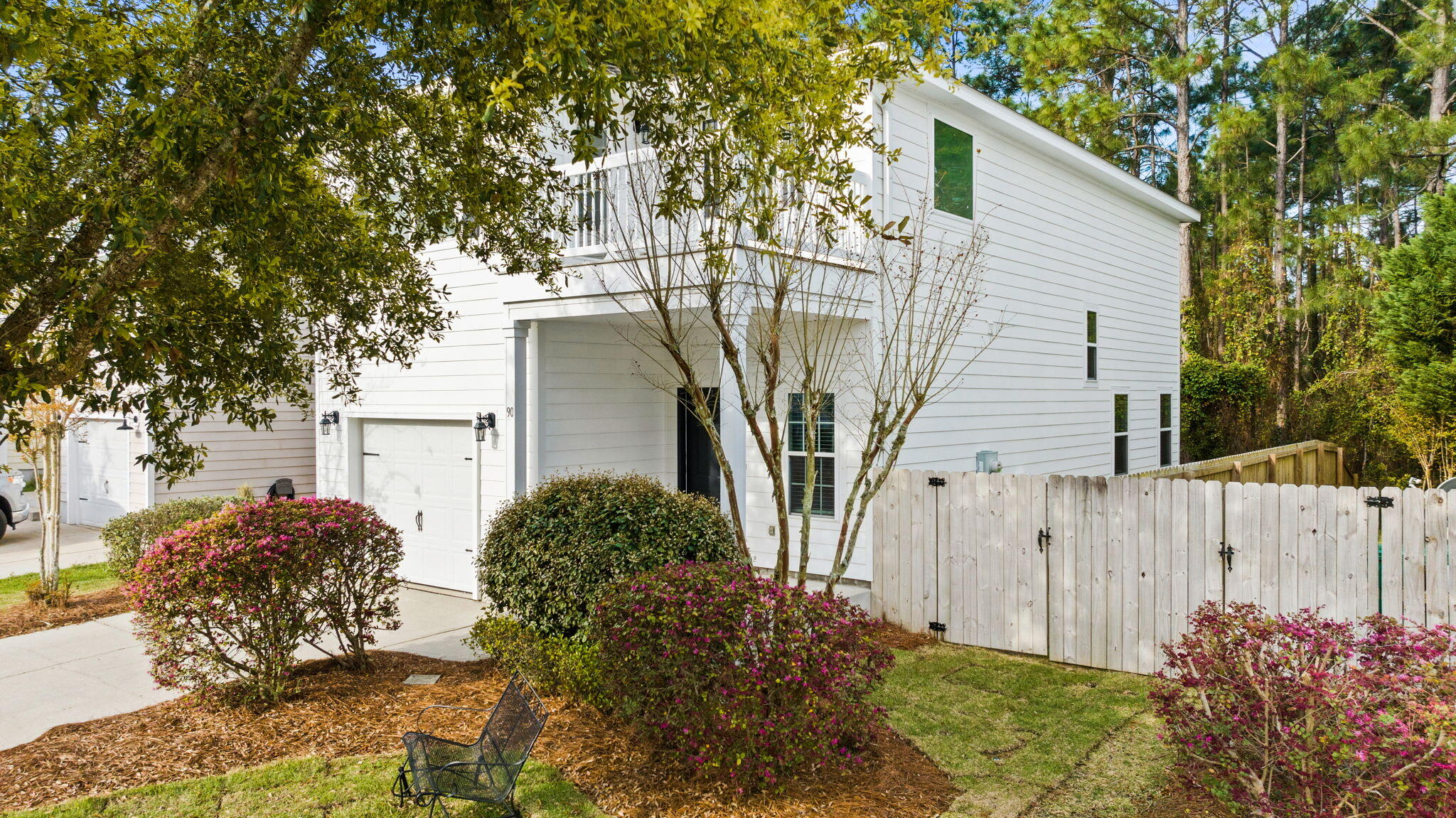 MOSAIC OAKS - Residential