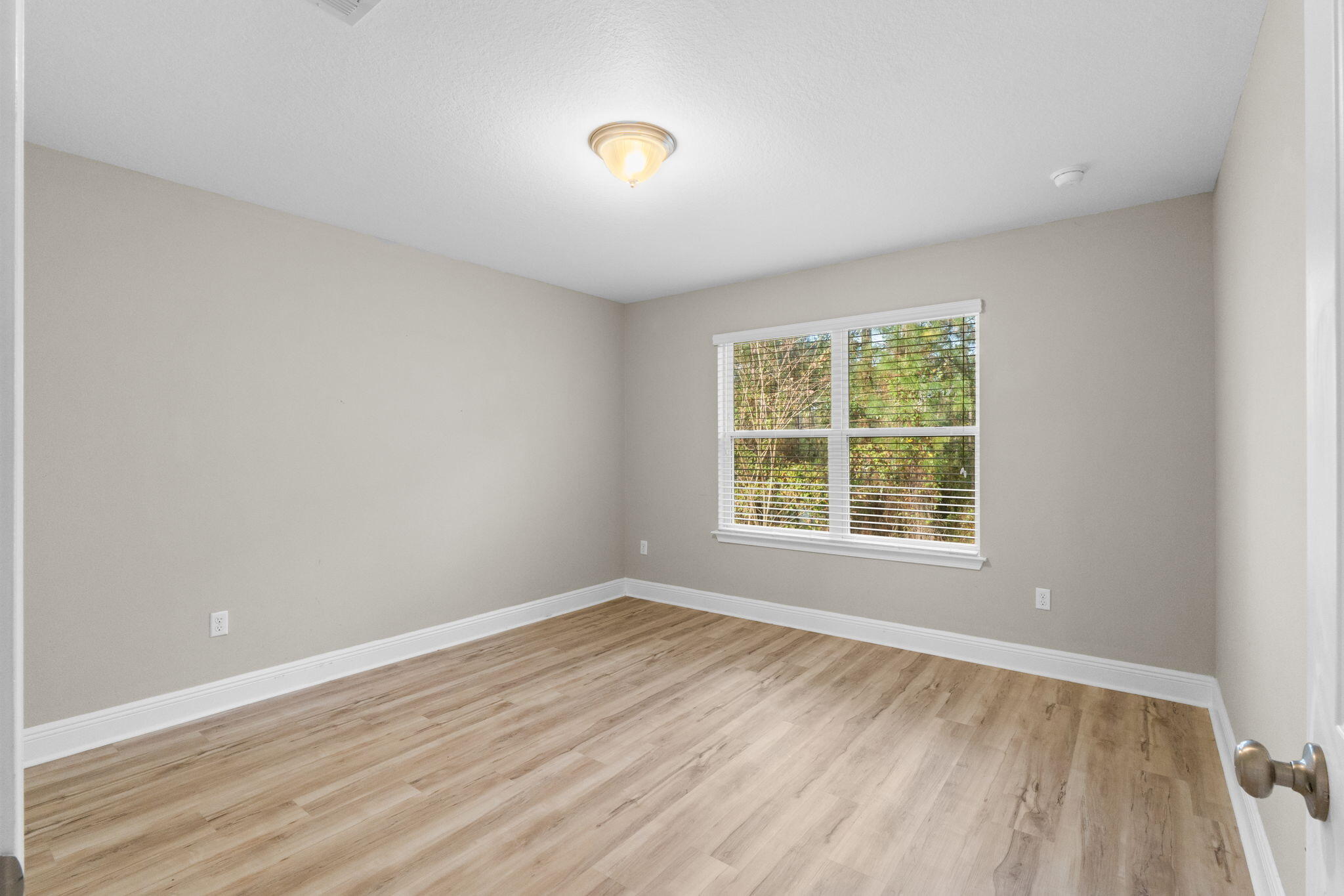 MOSAIC OAKS - Residential