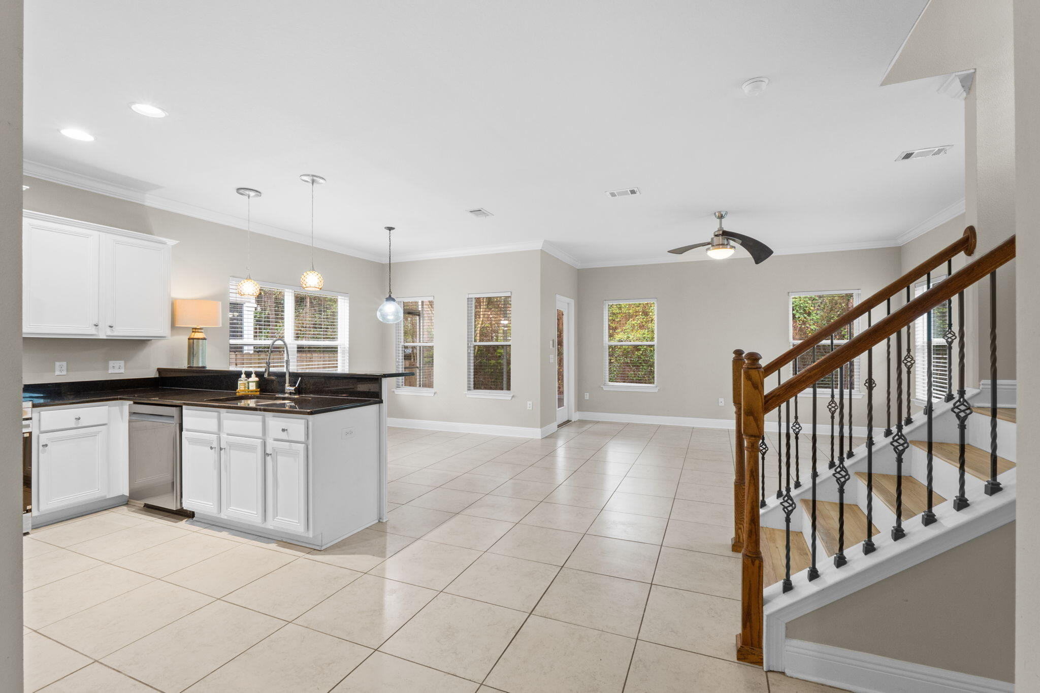 MOSAIC OAKS - Residential