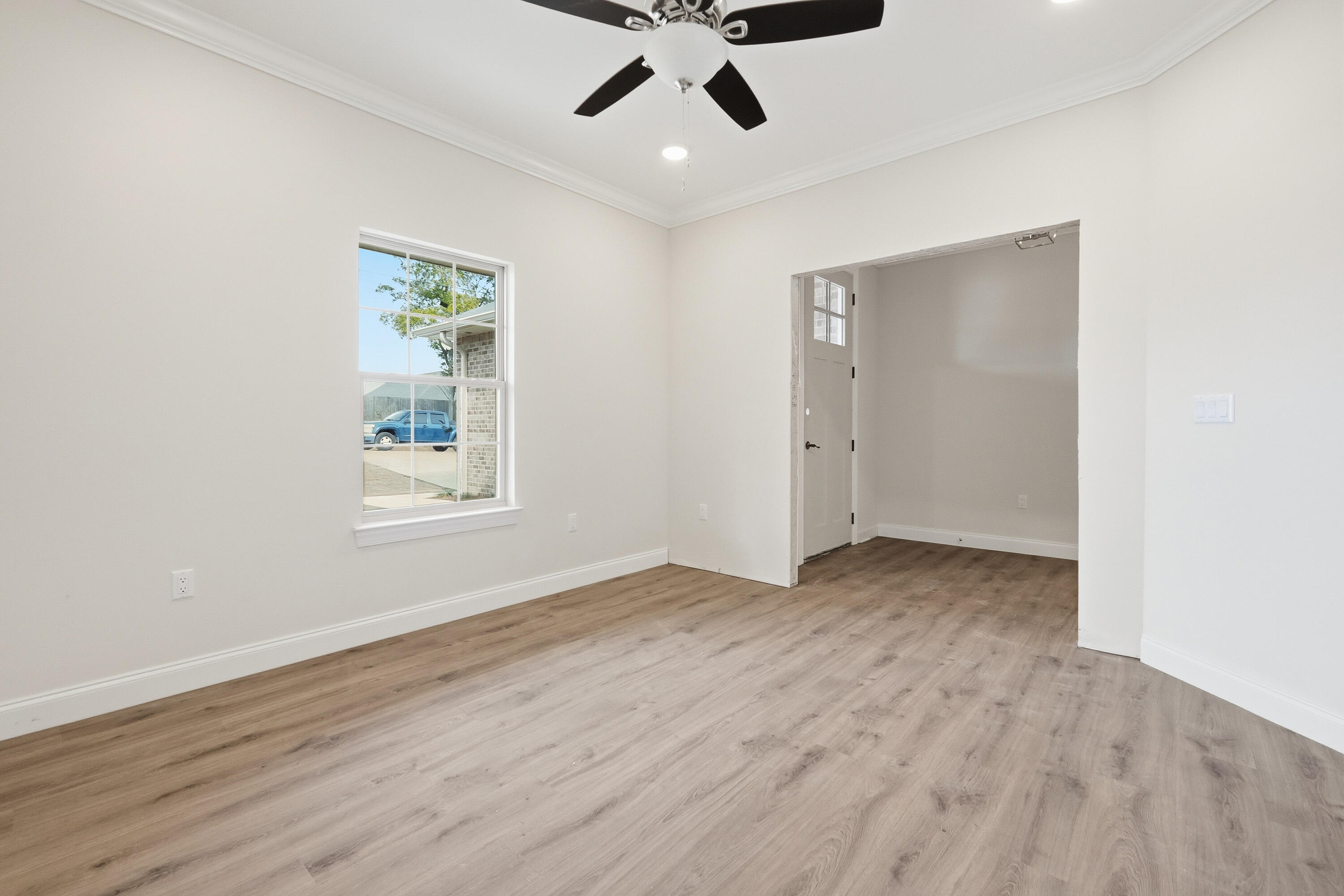 VALPARAISO PLAT #7 LOT 2 BLK 30 - Residential