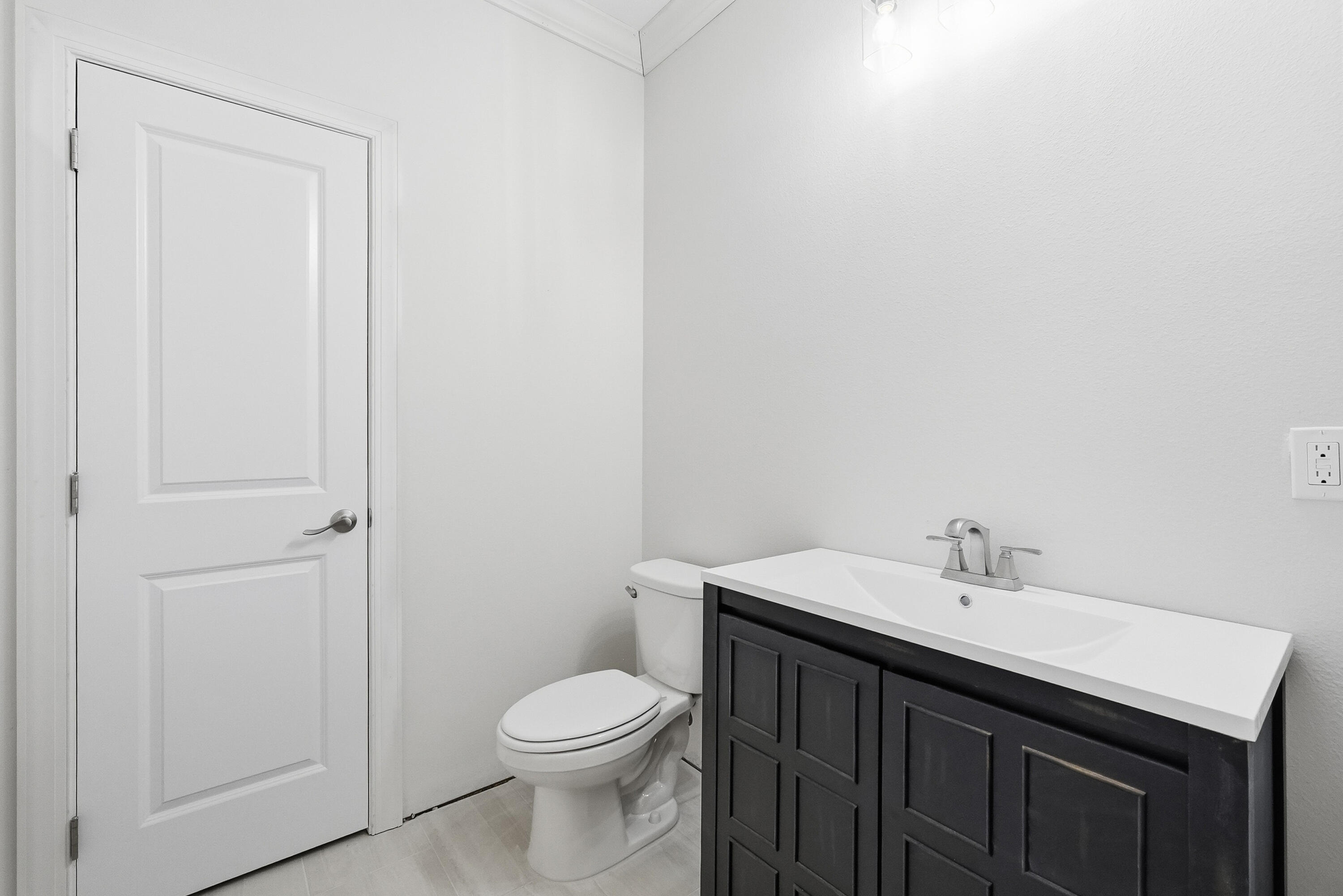 VALPARAISO PLAT #7 LOT 2 BLK 30 - Residential