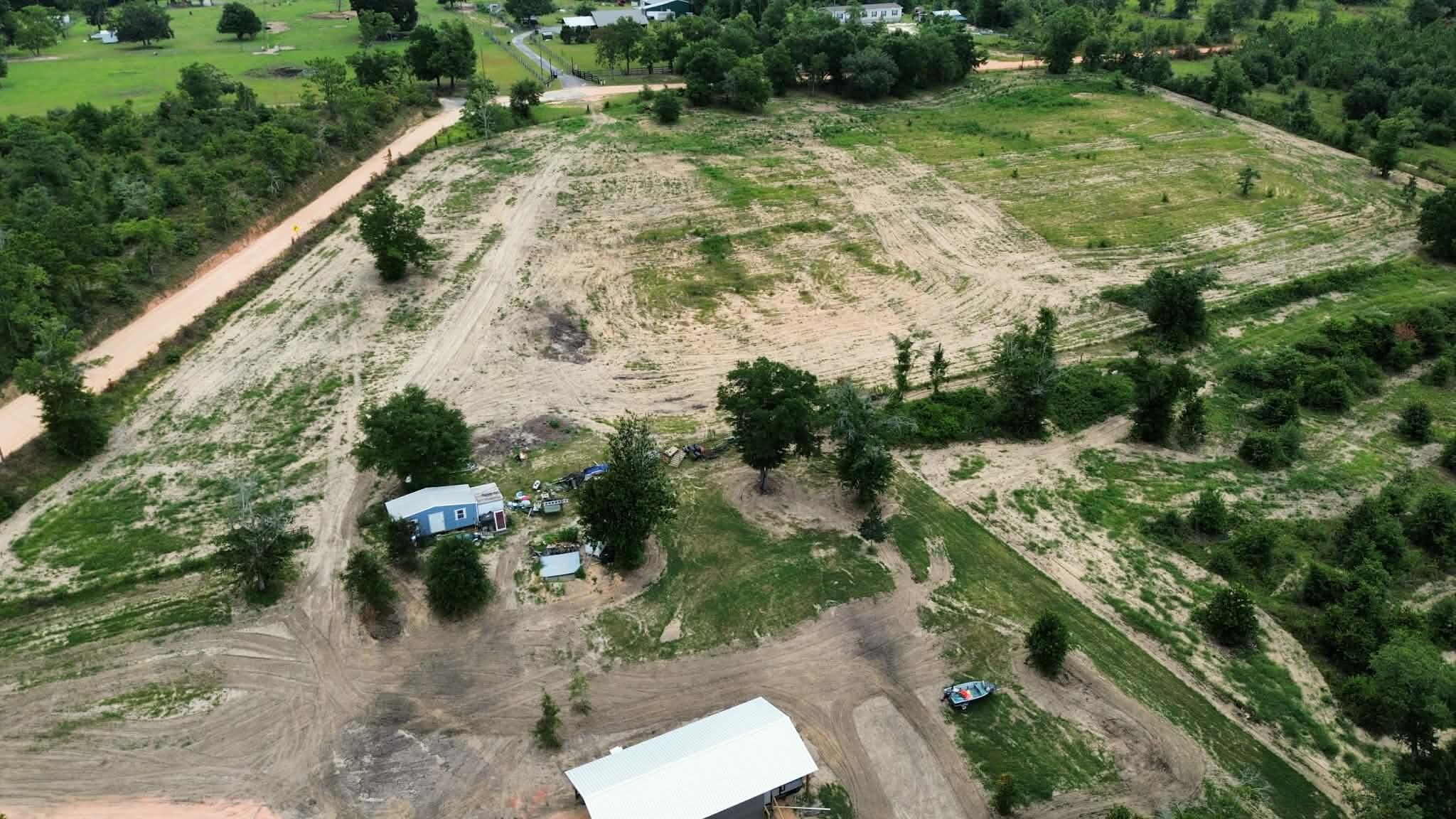 METES & BOUNDS - Land