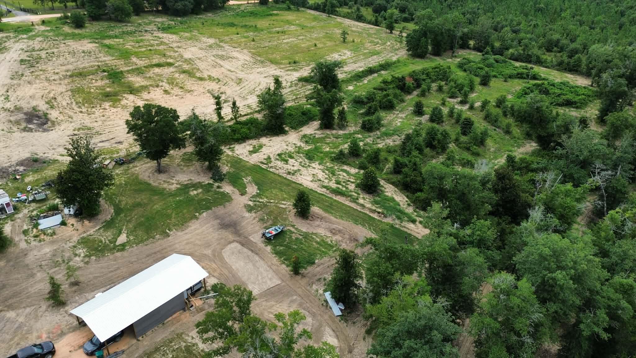 METES & BOUNDS - Land