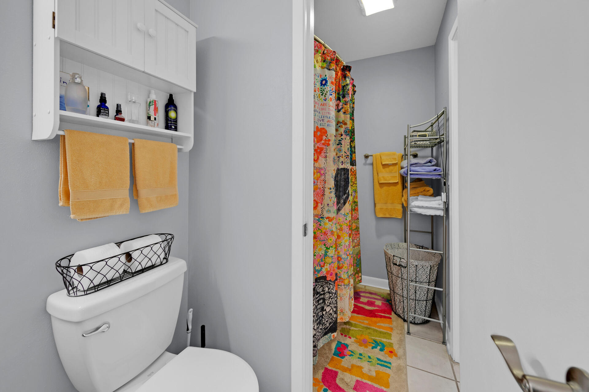 LAKEVIEW CONDO - Residential