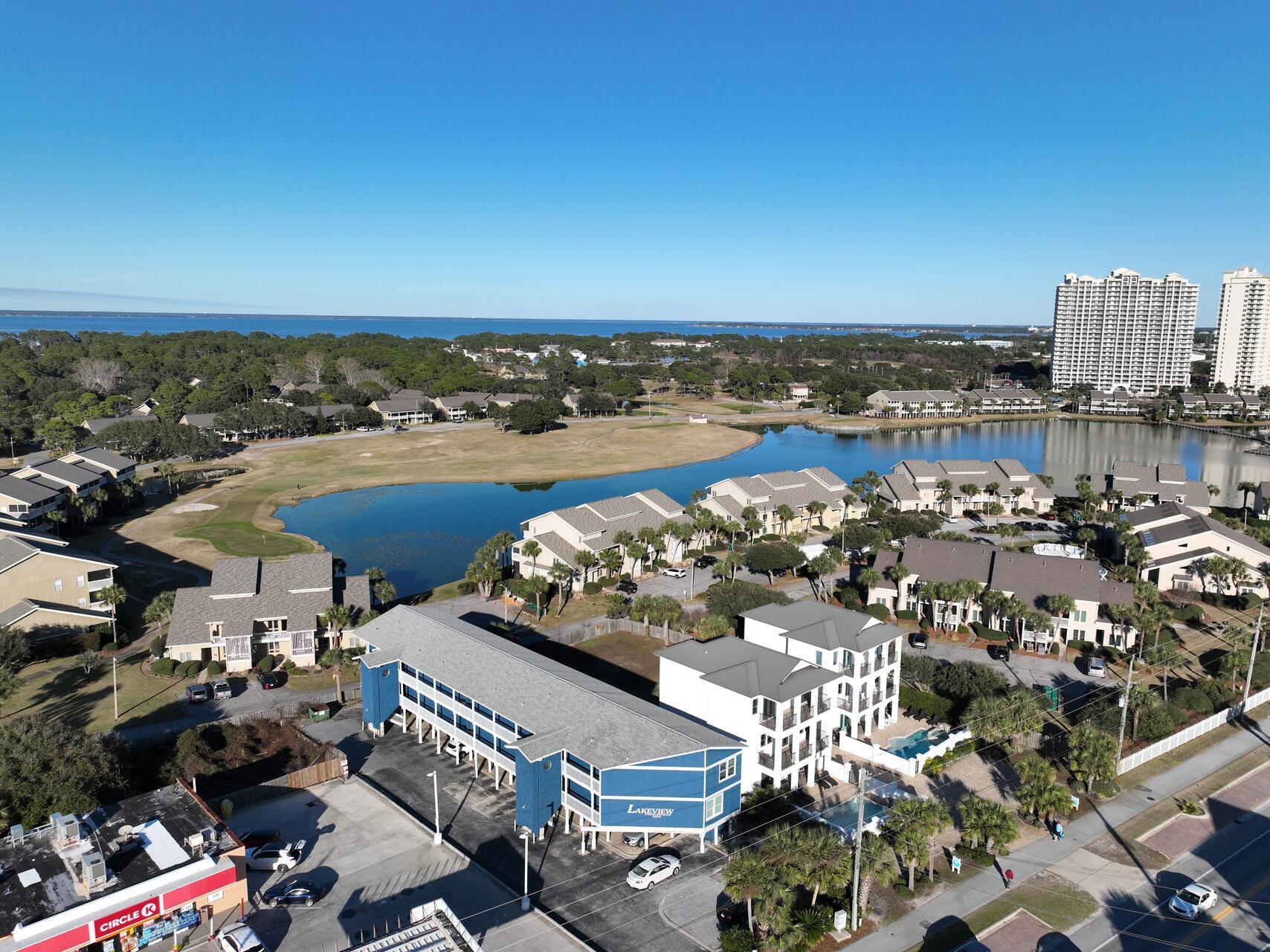LAKEVIEW CONDO - Residential
