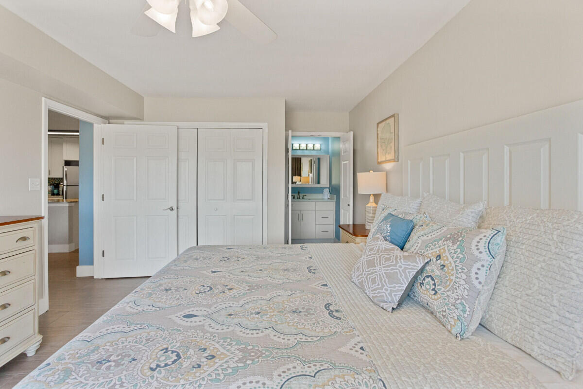 MARAVILLA CONDO 3 - Residential