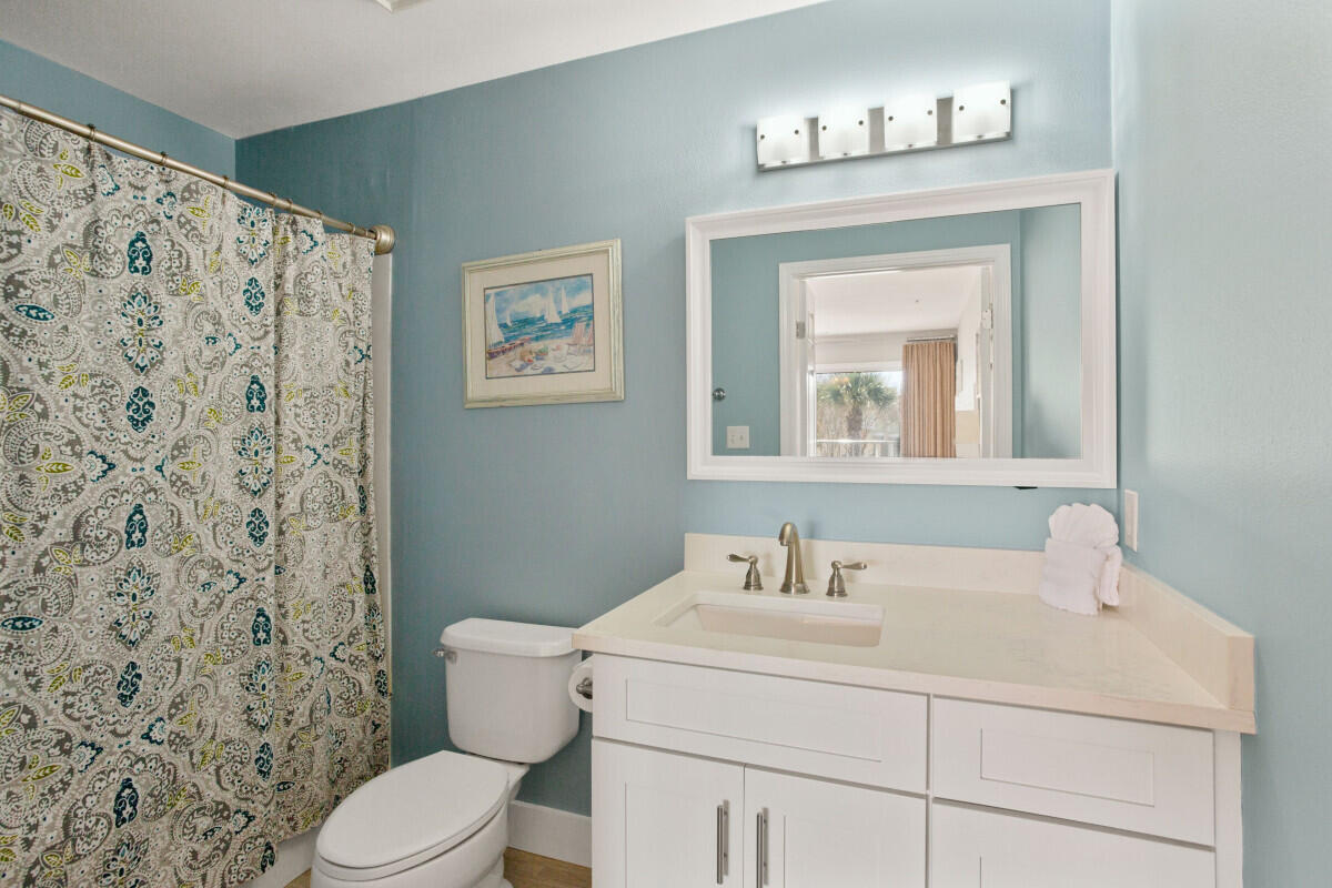 MARAVILLA CONDO 3 - Residential