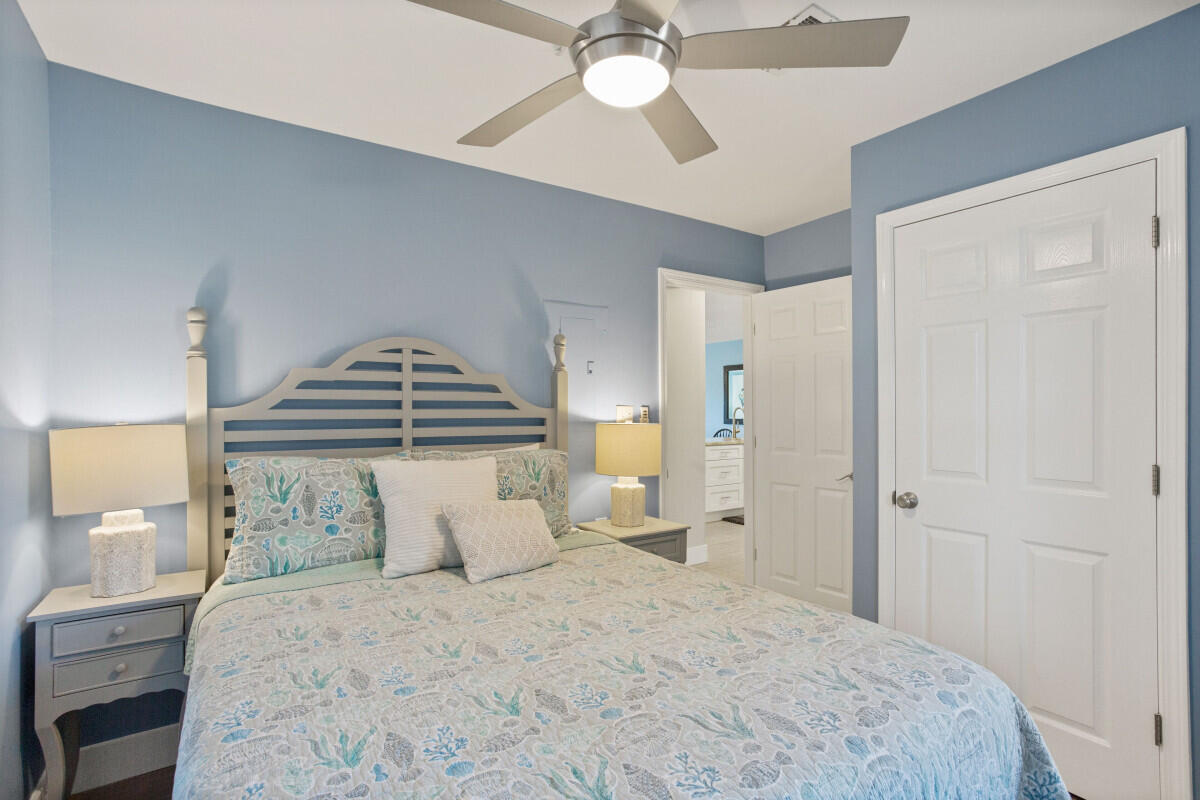 MARAVILLA CONDO 3 - Residential