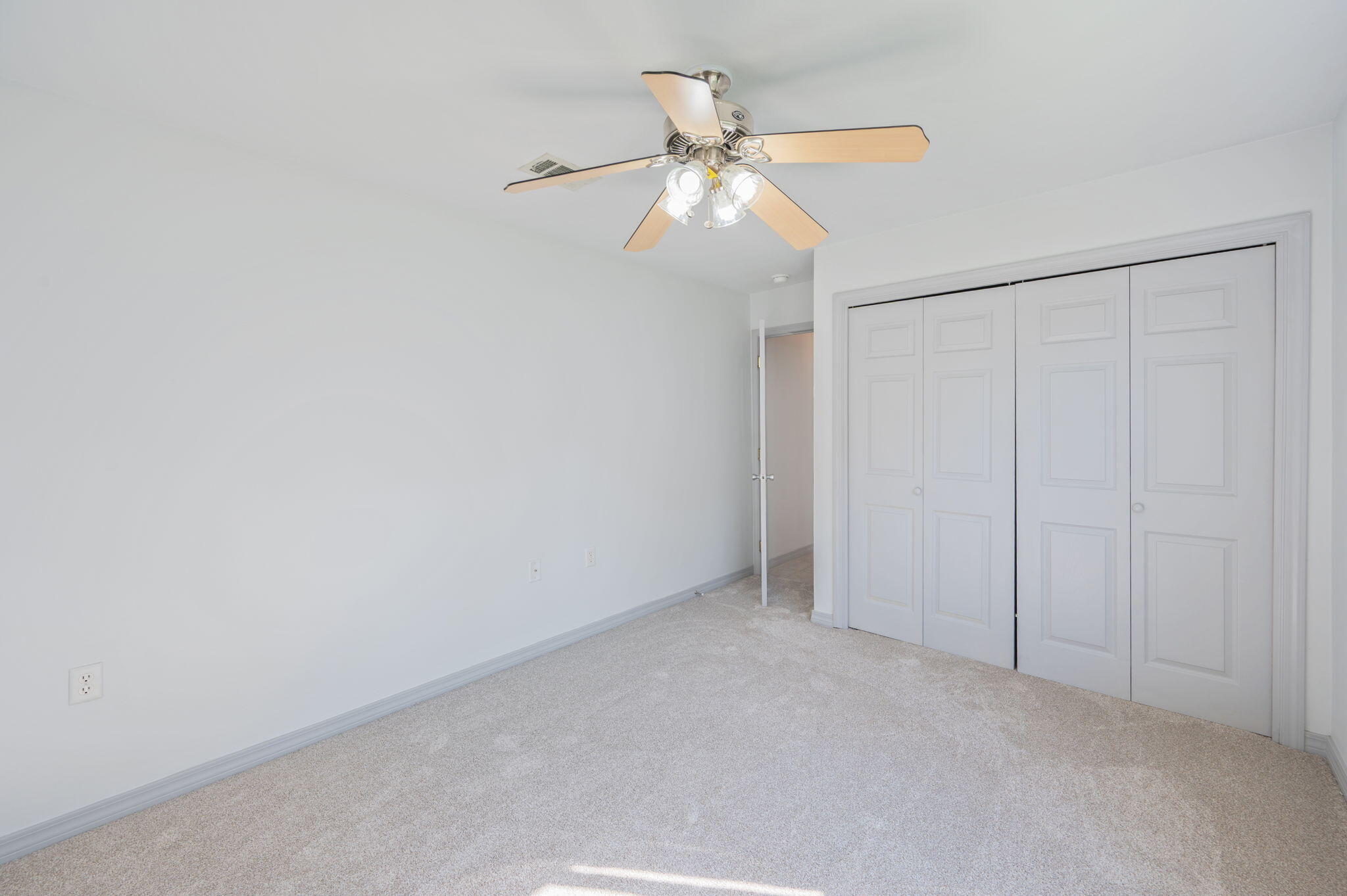 SUMMER PLACE ESTATES - Residential