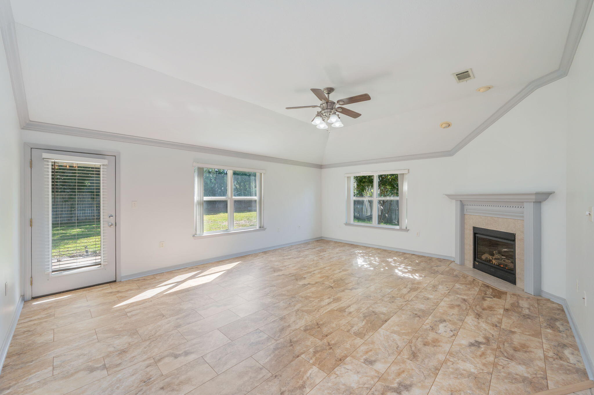 SUMMER PLACE ESTATES - Residential