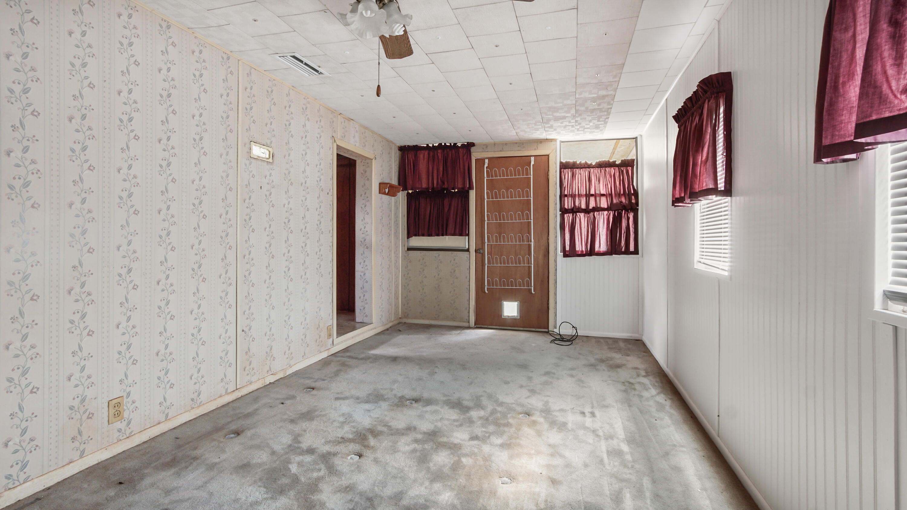 METES & BOUNDS - Residential