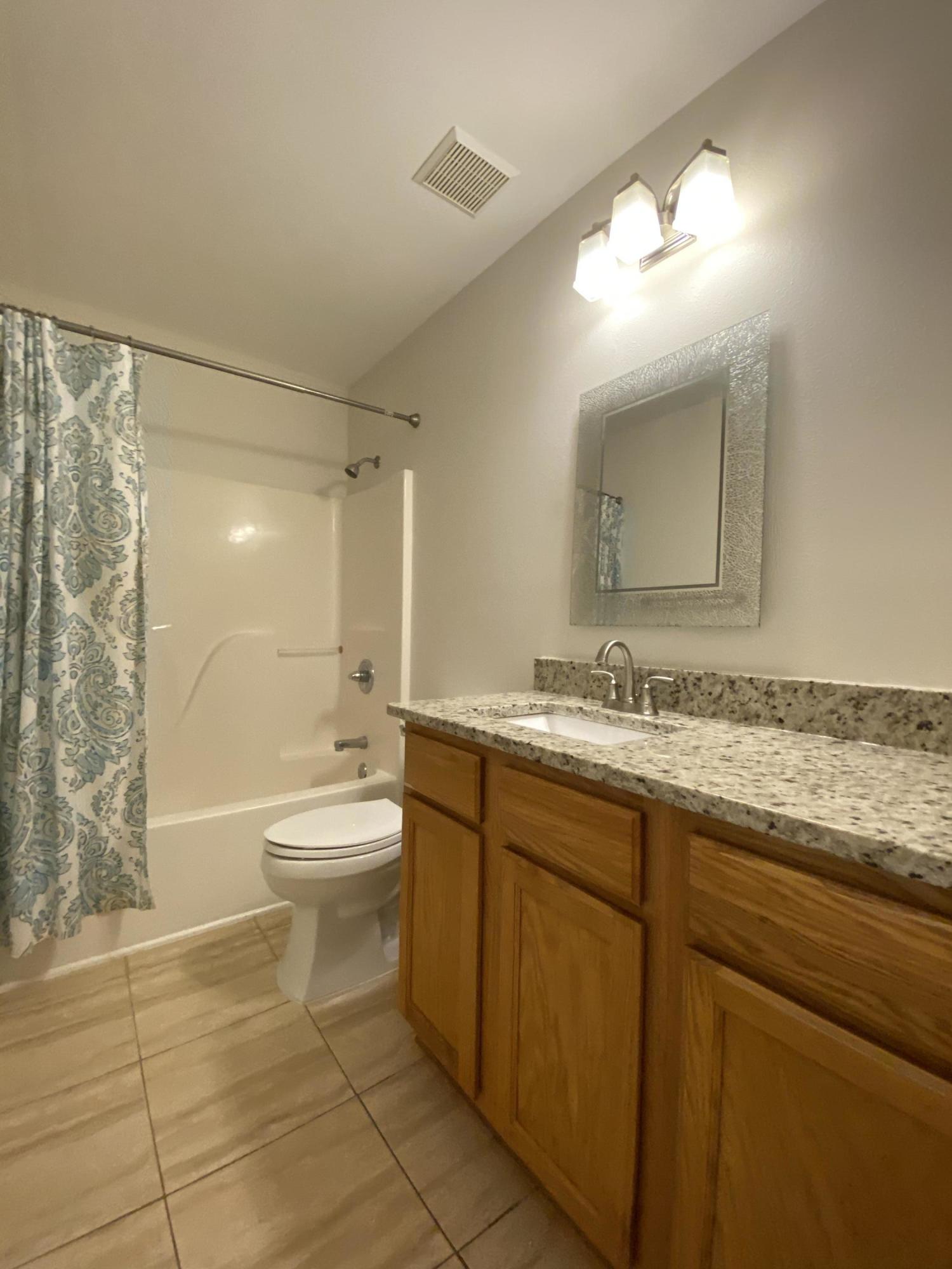 TWIN LAKES TOWNHOMES PH 2 - Residential Lease