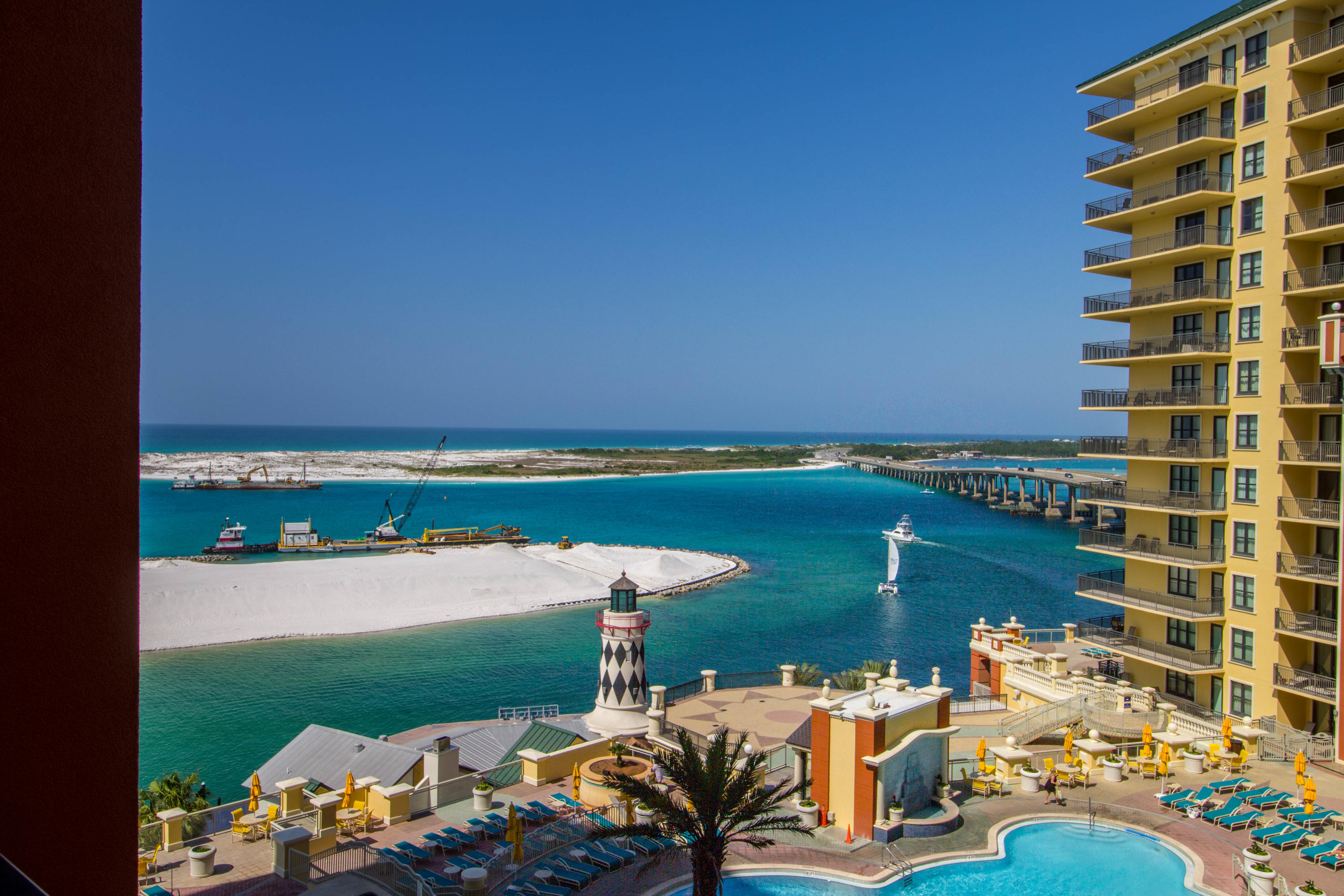 EMERALD GRANDE - Residential