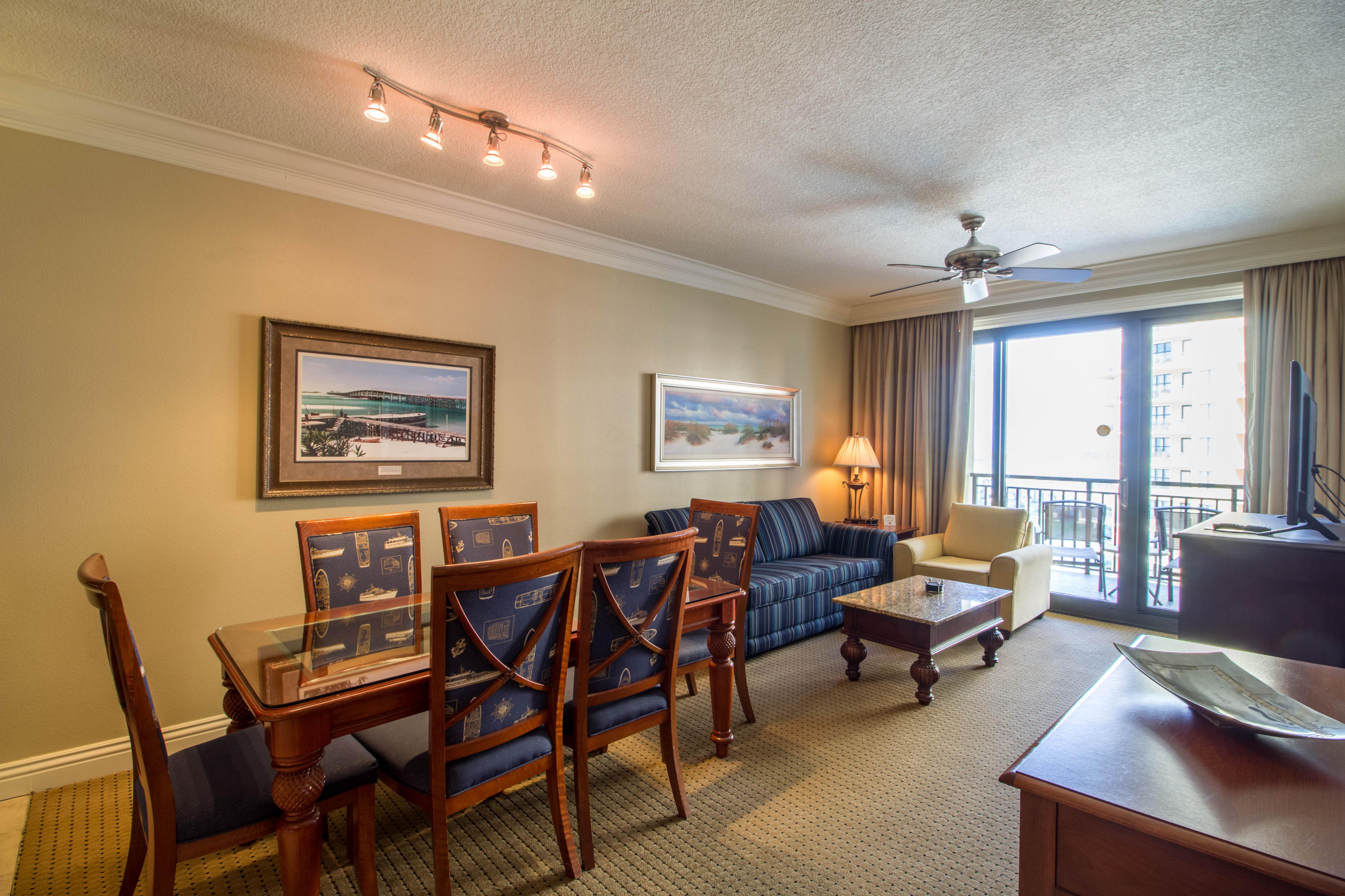 EMERALD GRANDE - Residential