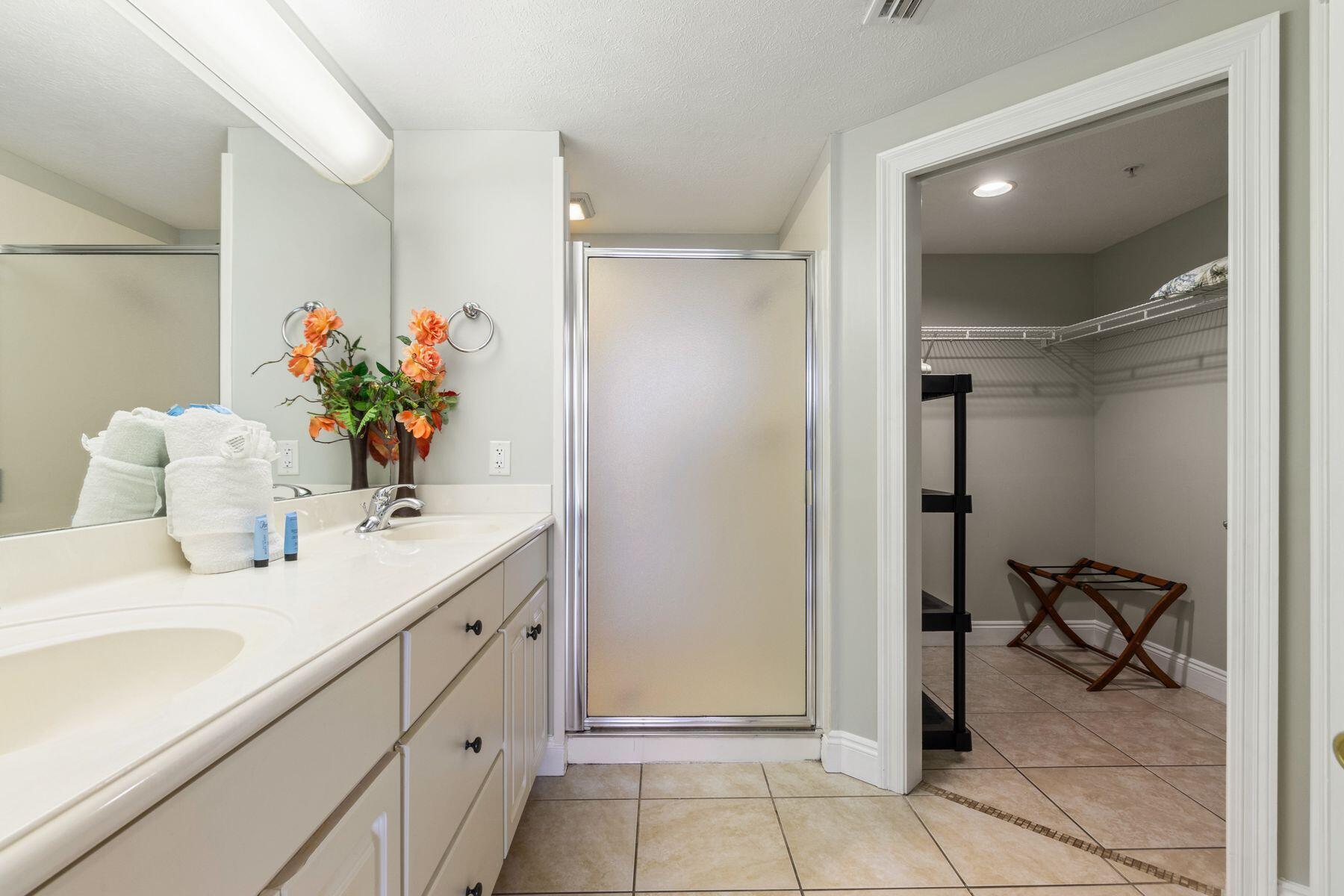 TREASURE ISLAND RESORT - Residential