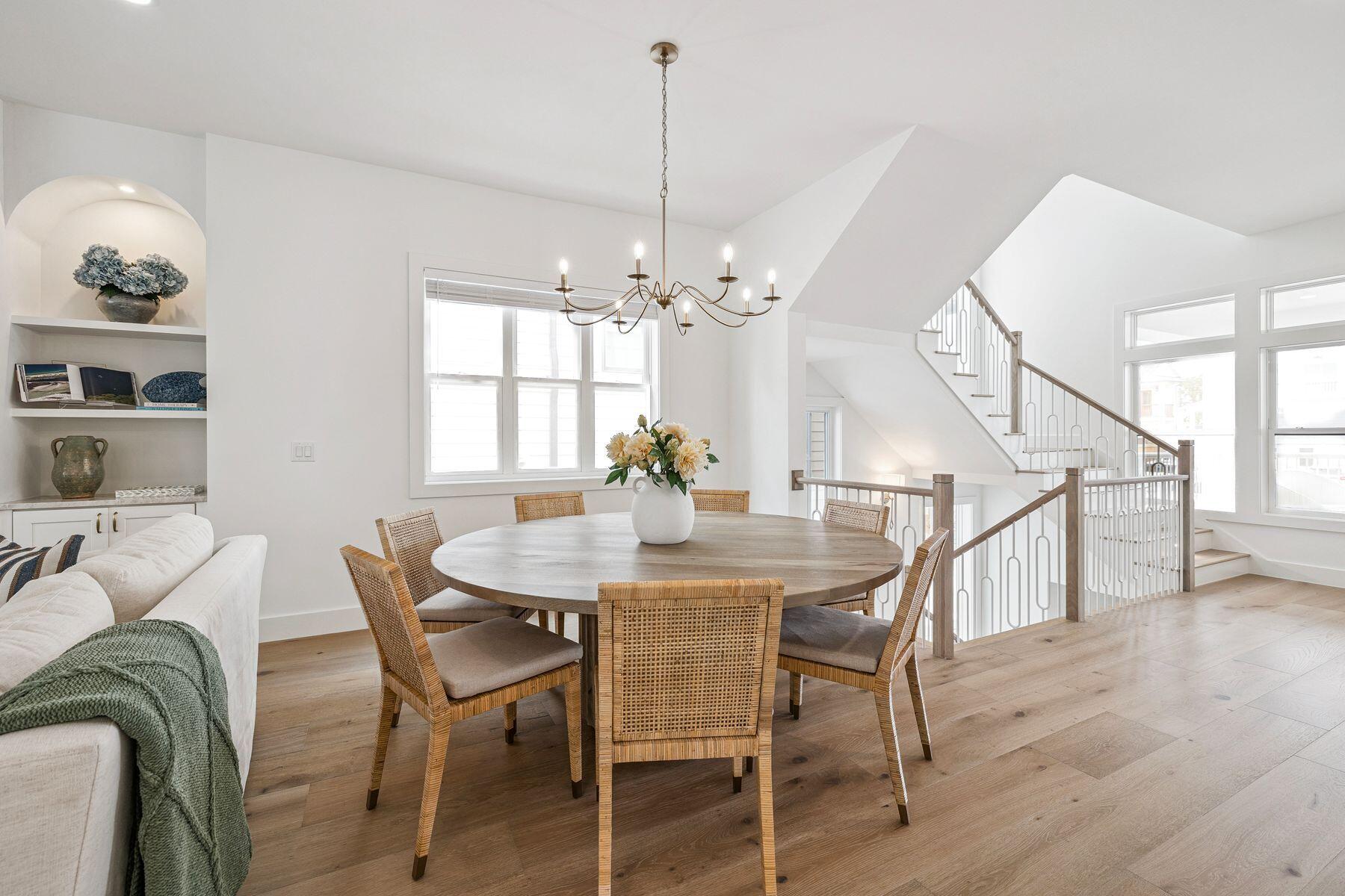 GULF SHORE MANOR - Residential