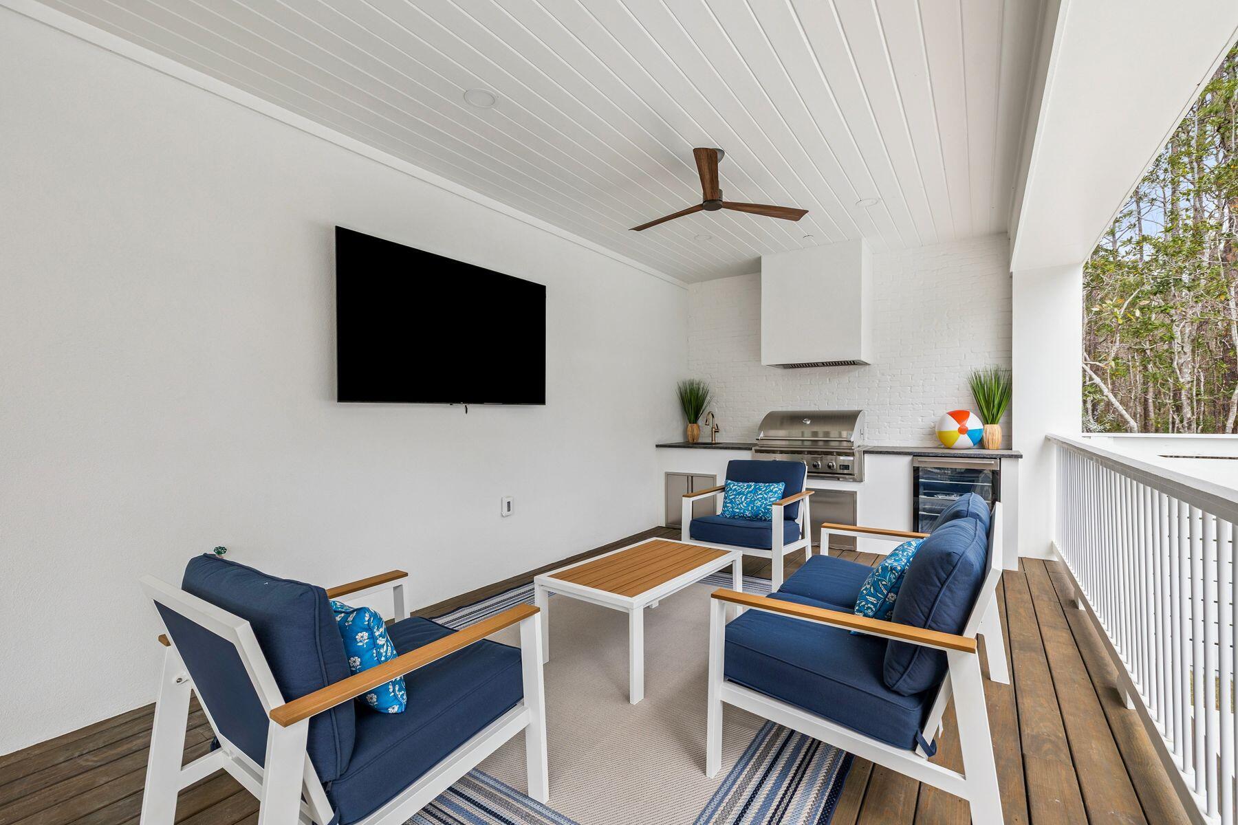 GULF SHORE MANOR - Residential