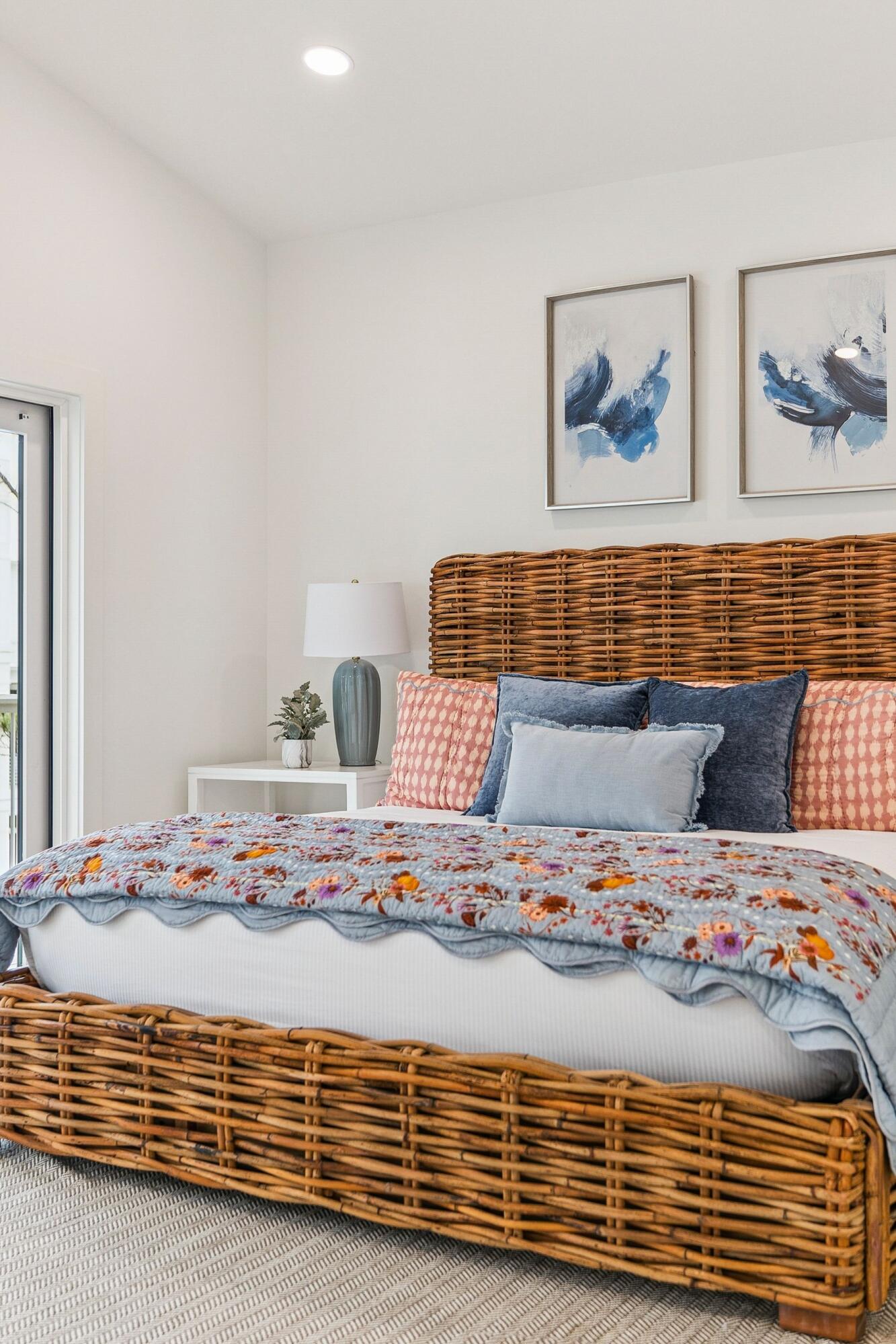 GULF SHORE MANOR - Residential