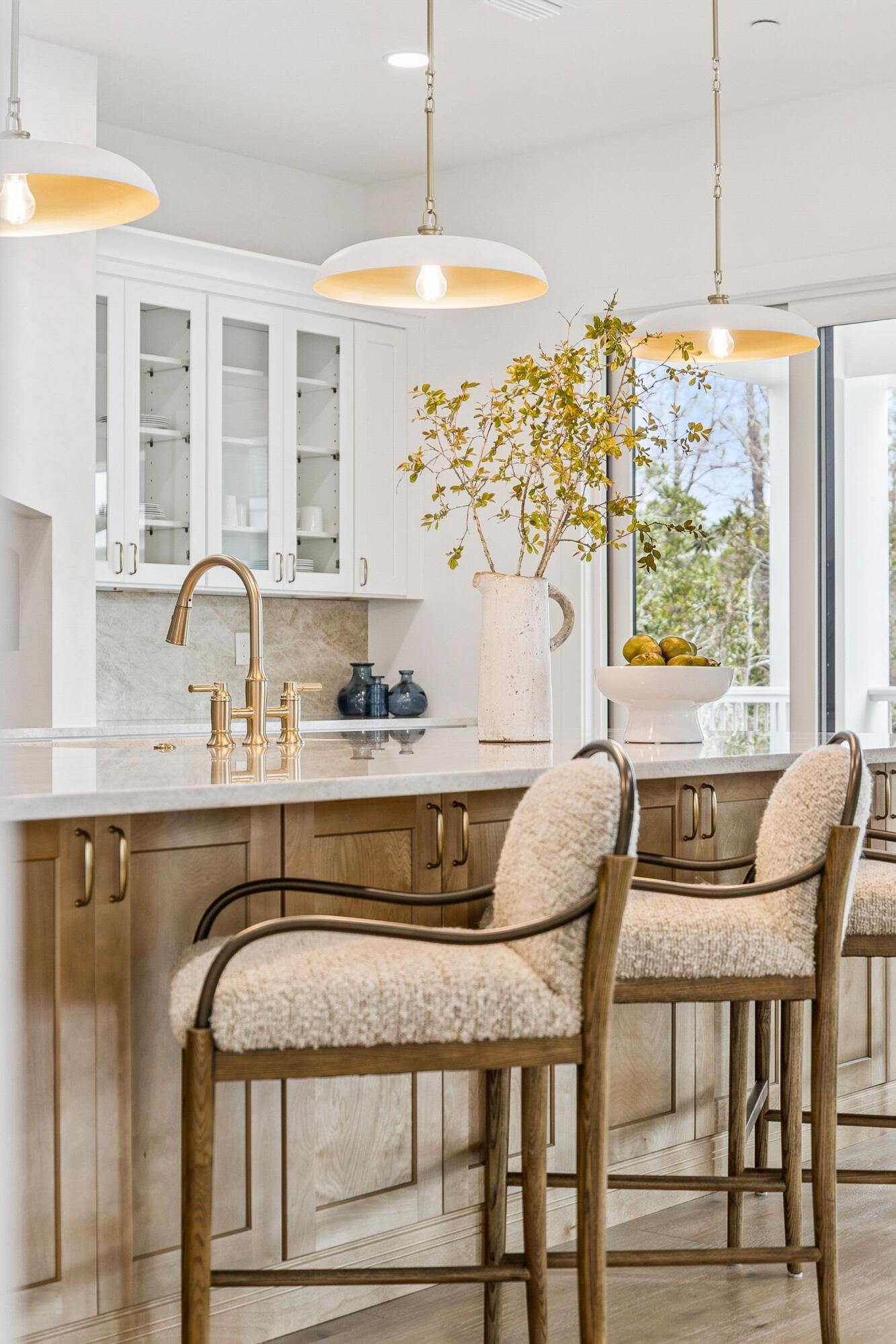 GULF SHORE MANOR - Residential