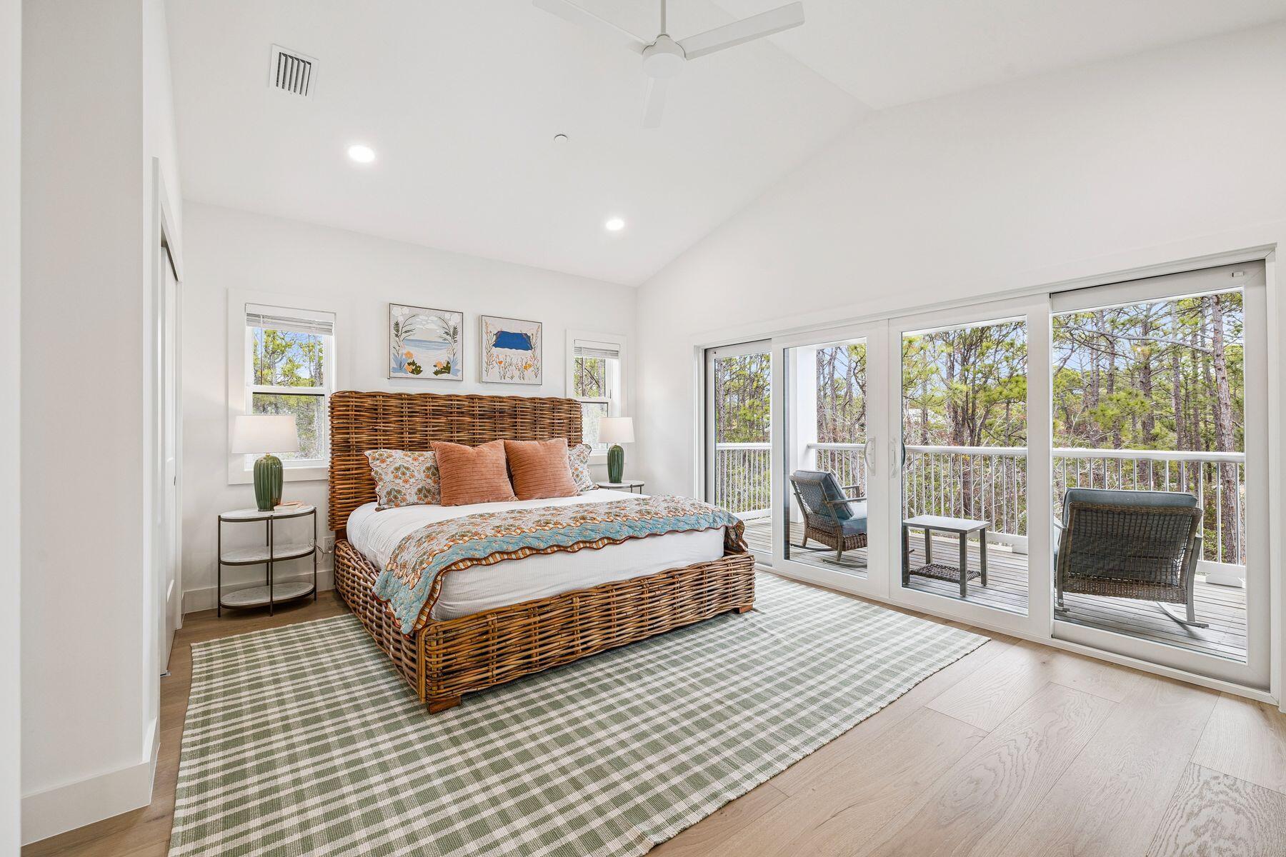 GULF SHORE MANOR - Residential