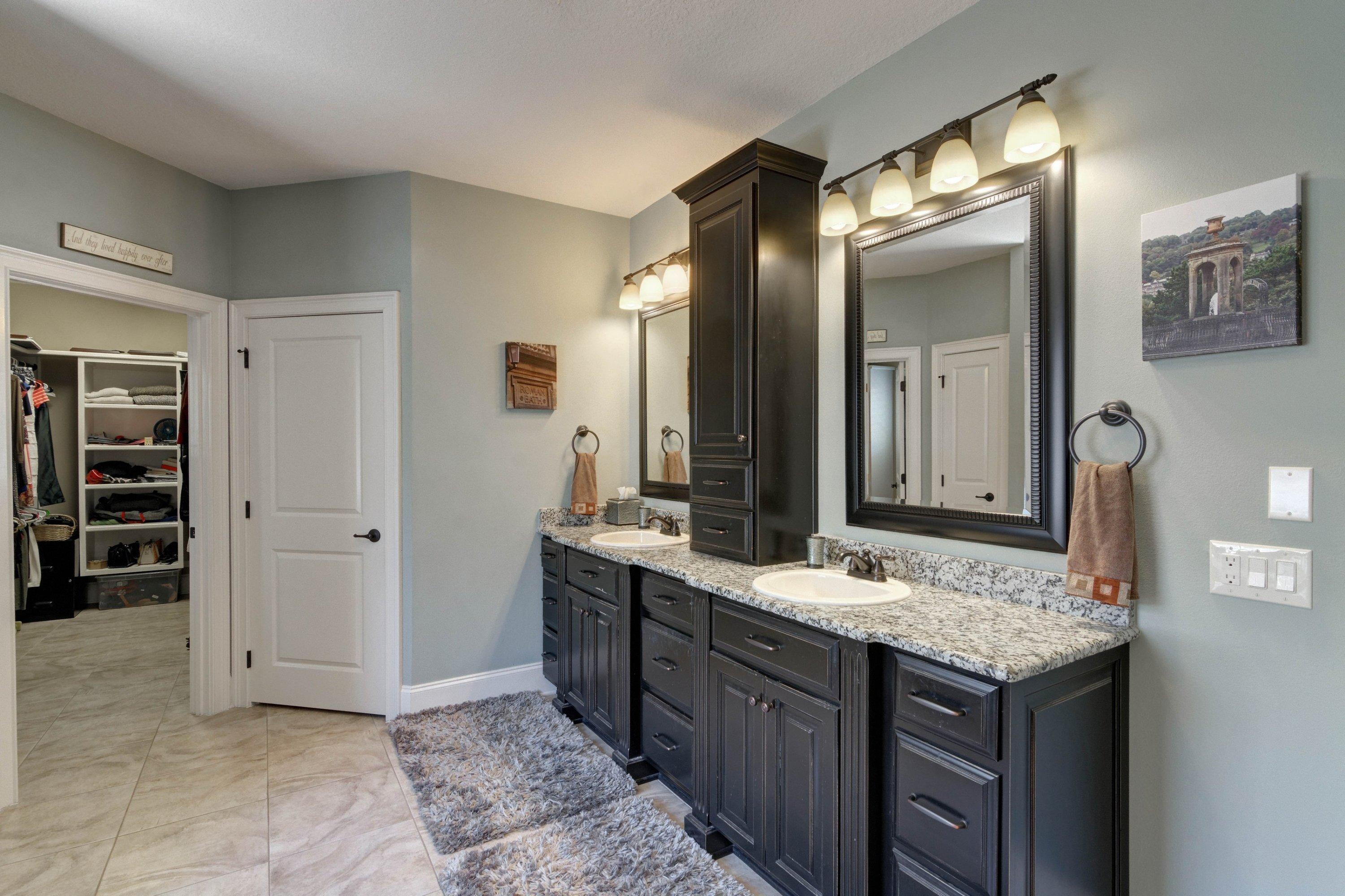 HERITAGE PARK - Residential