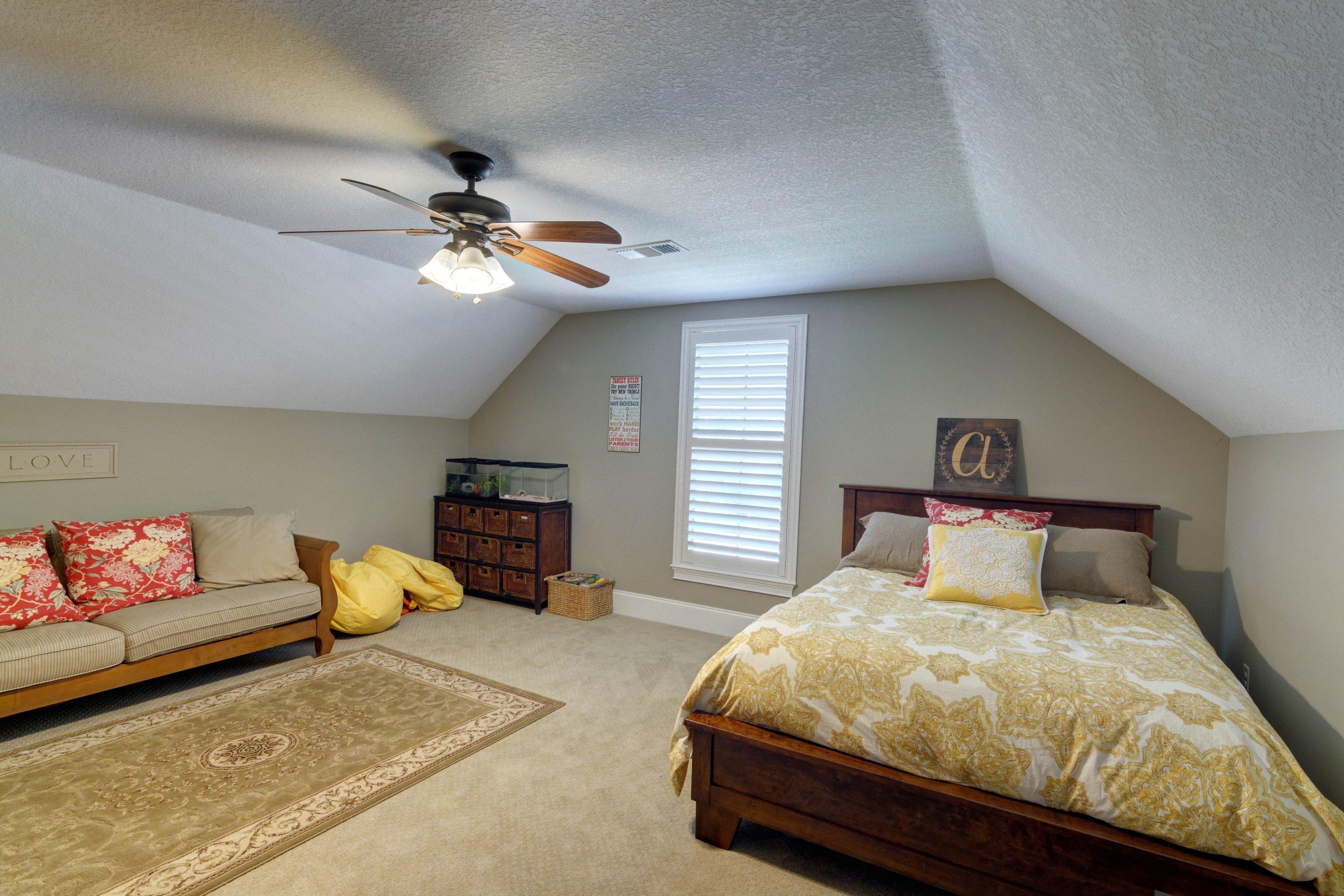 HERITAGE PARK - Residential