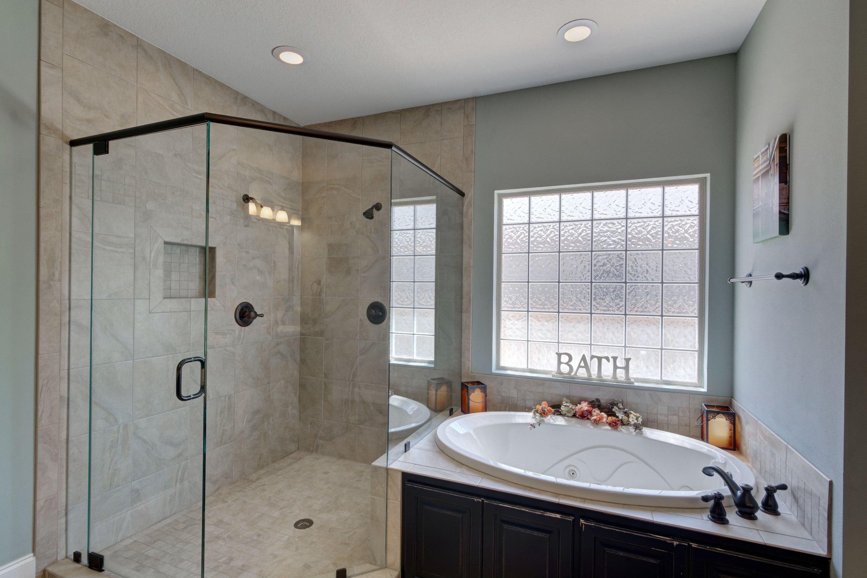 HERITAGE PARK - Residential