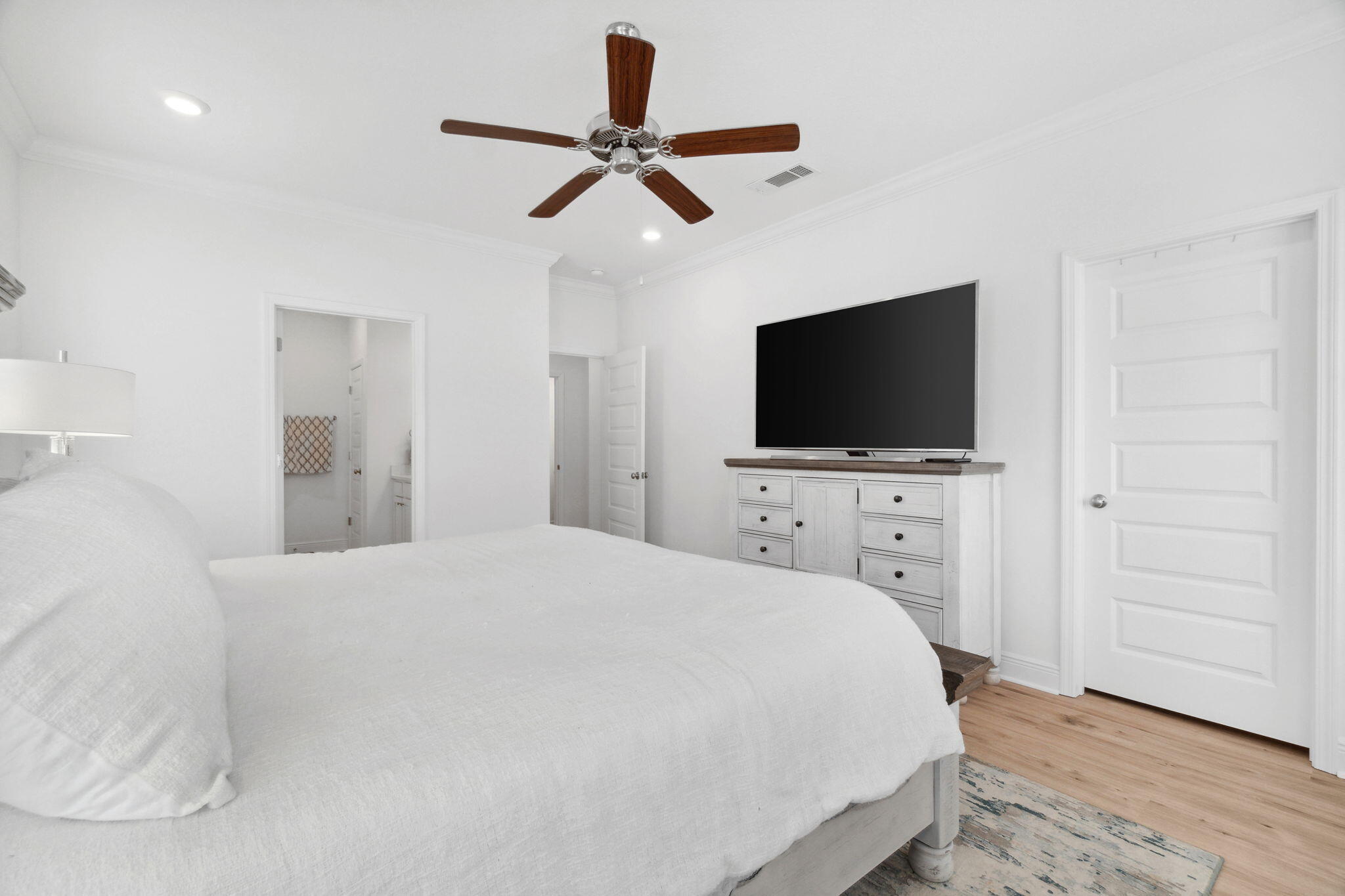 Treasure Trove - Residential Lease