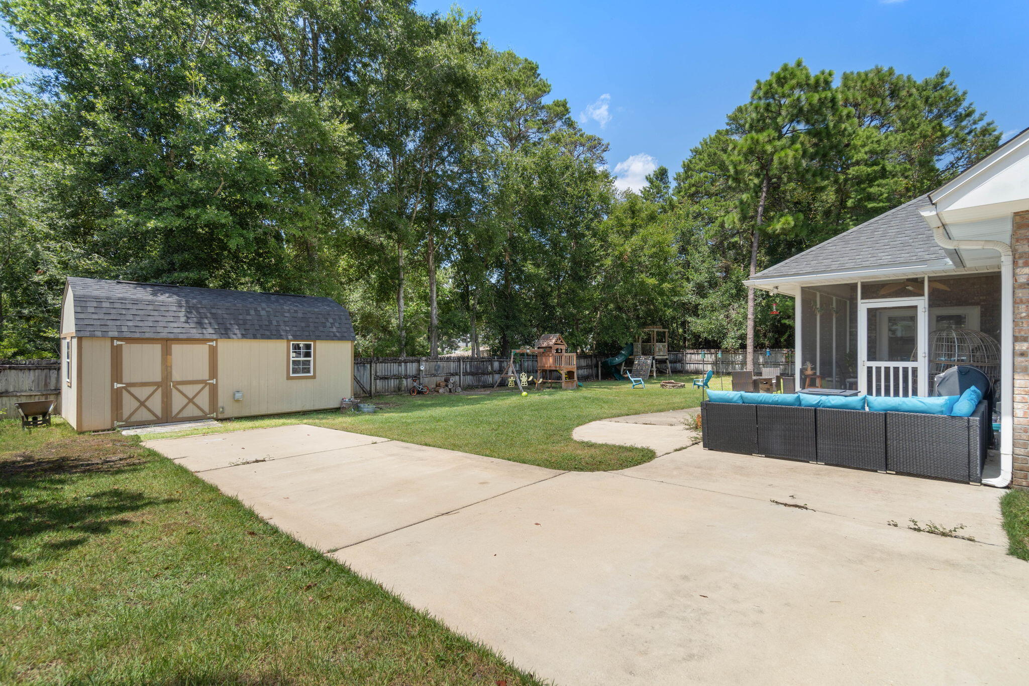 ROCKY BAYOU ESTATES 01 - Residential