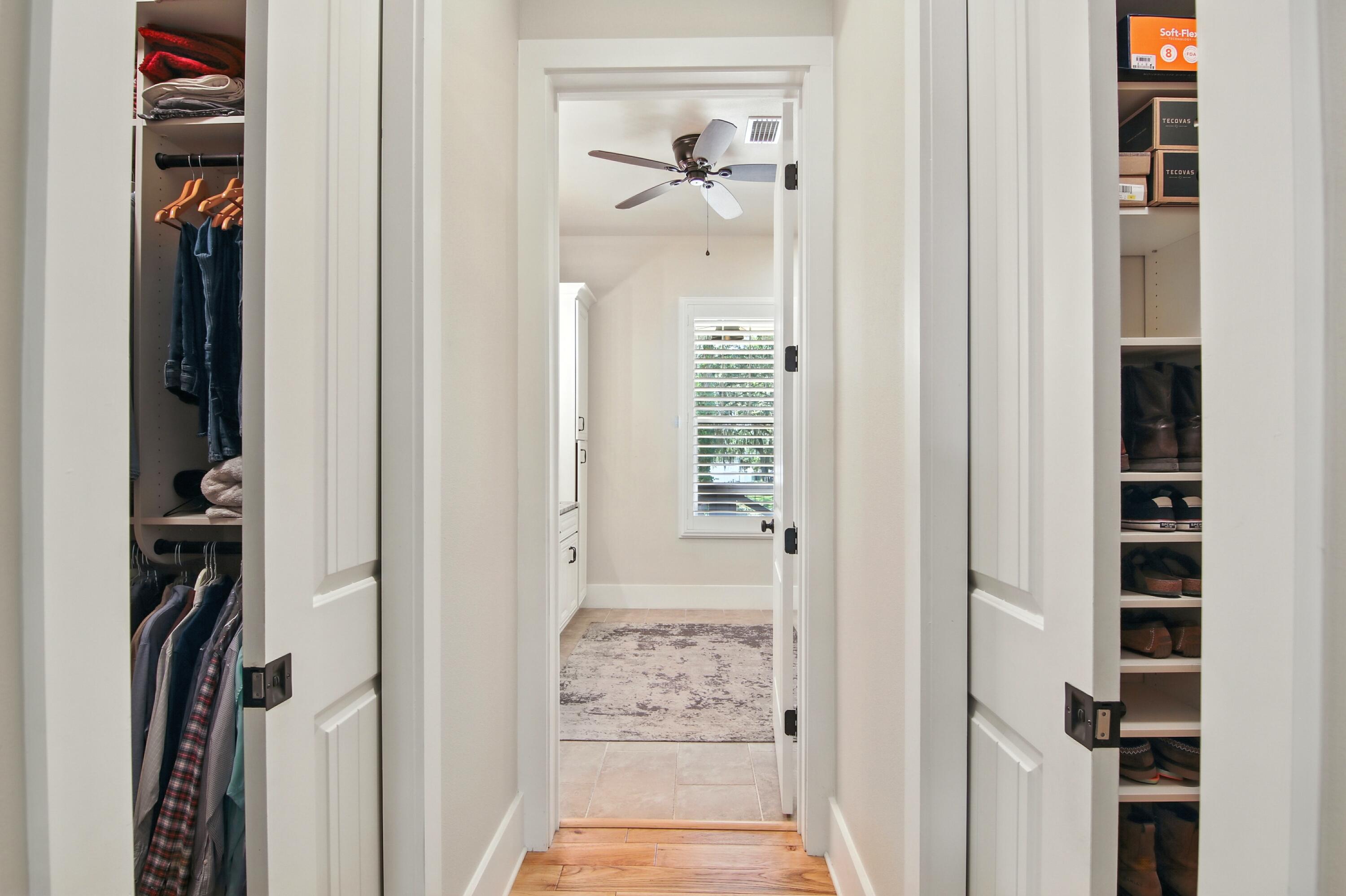 TWIN OAKS 1ST ADDN - Residential