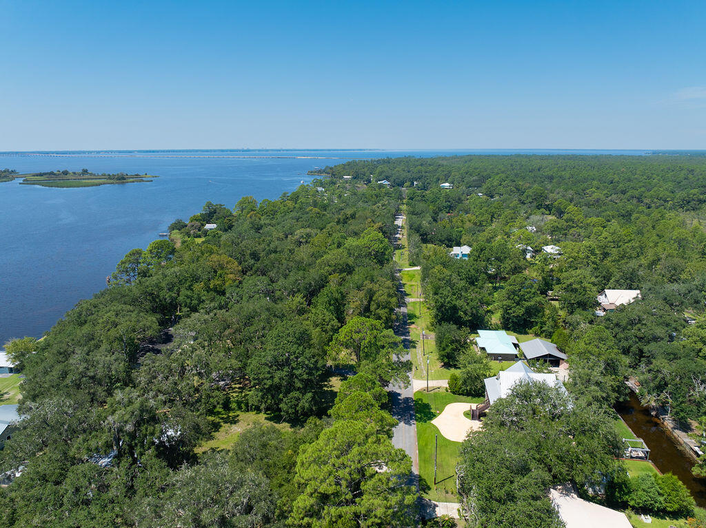 TWIN OAKS 1ST ADDN - Residential