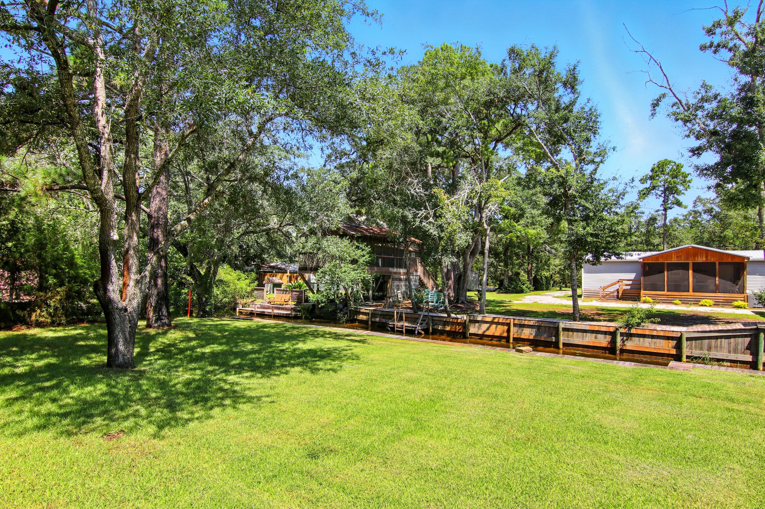 TWIN OAKS 1ST ADDN - Residential