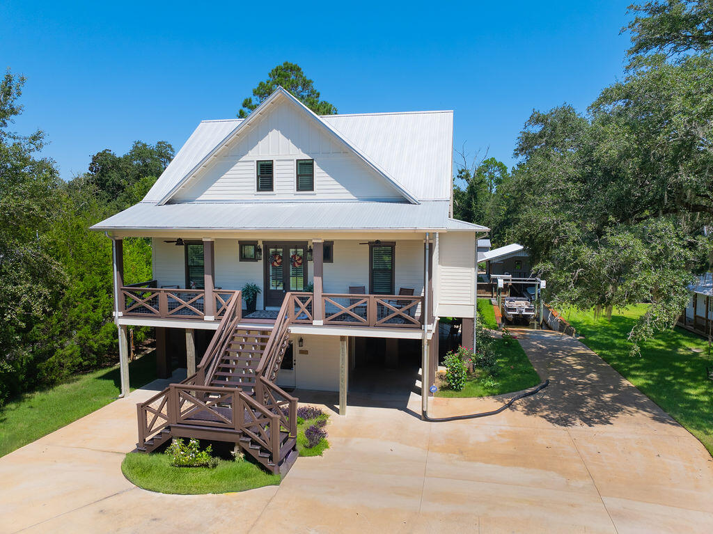 TWIN OAKS 1ST ADDN - Residential