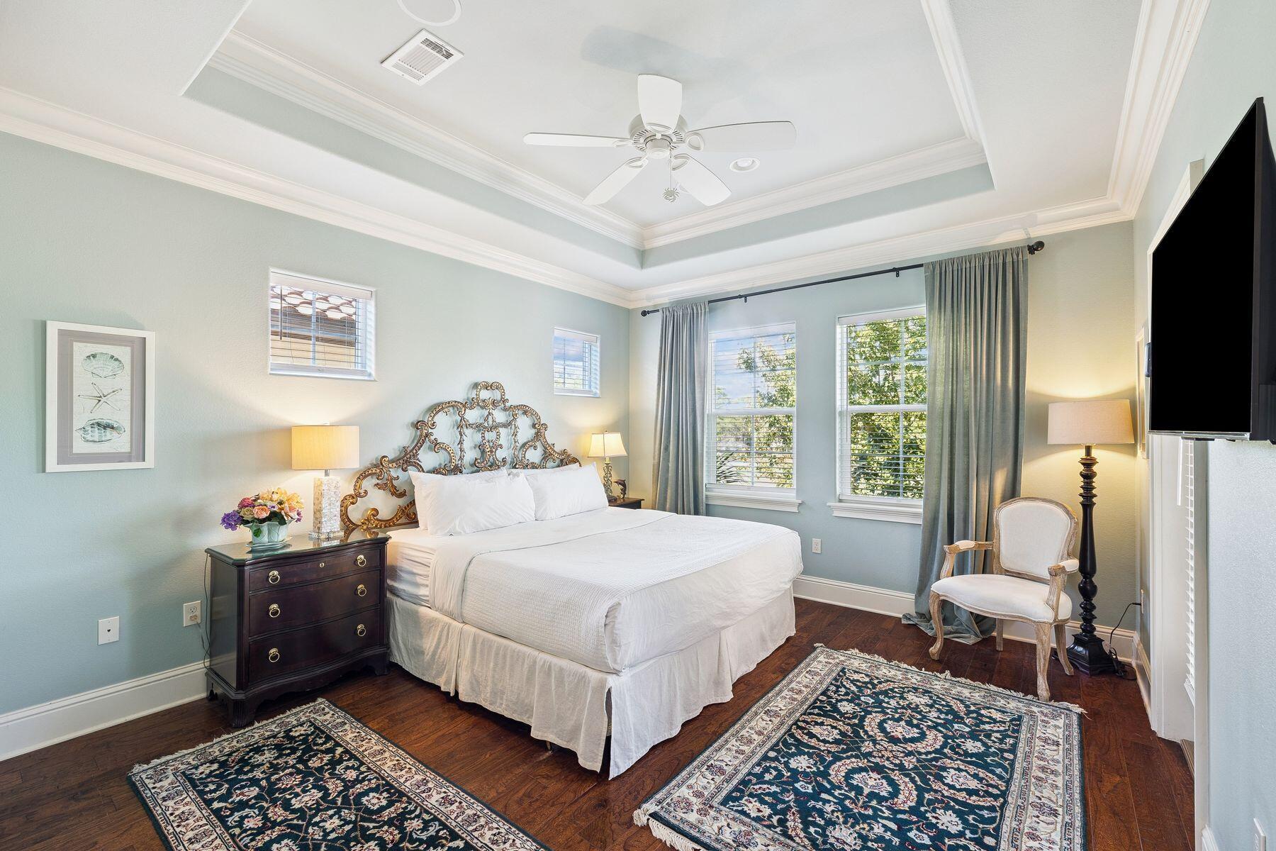 VILLA LAGO - Residential