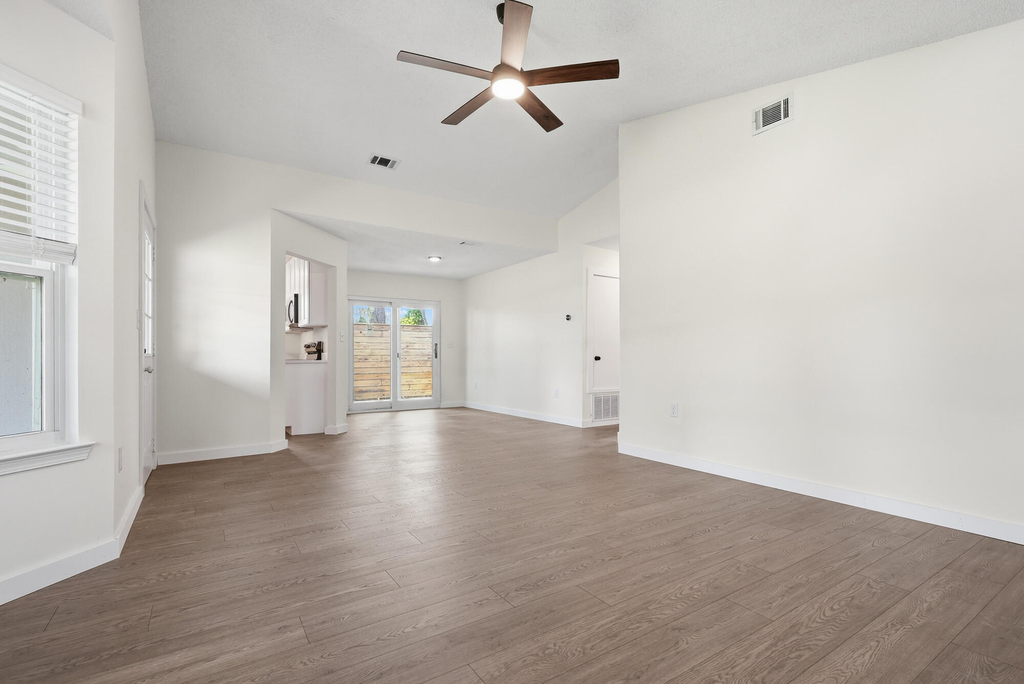 WYNNEHAVEN BEACH ESTATES 1ST ADDN - Residential