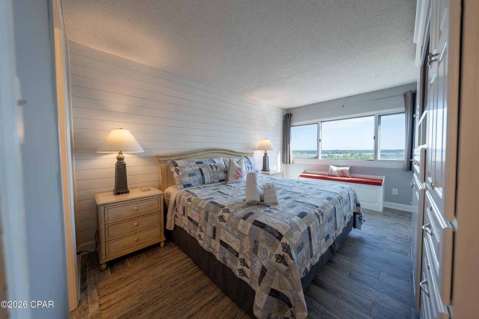 PINNACLE PORT - Residential