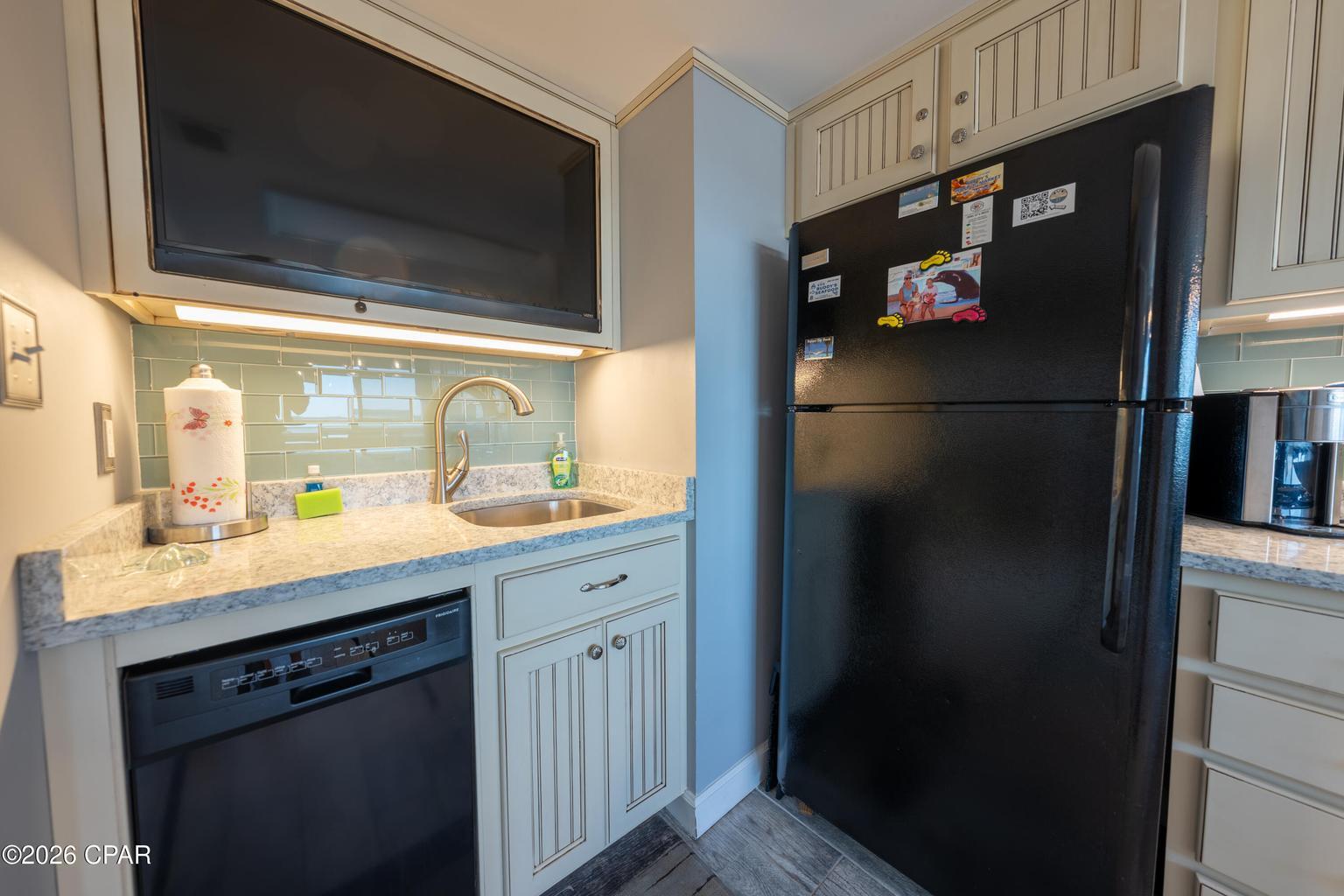 PINNACLE PORT - Residential