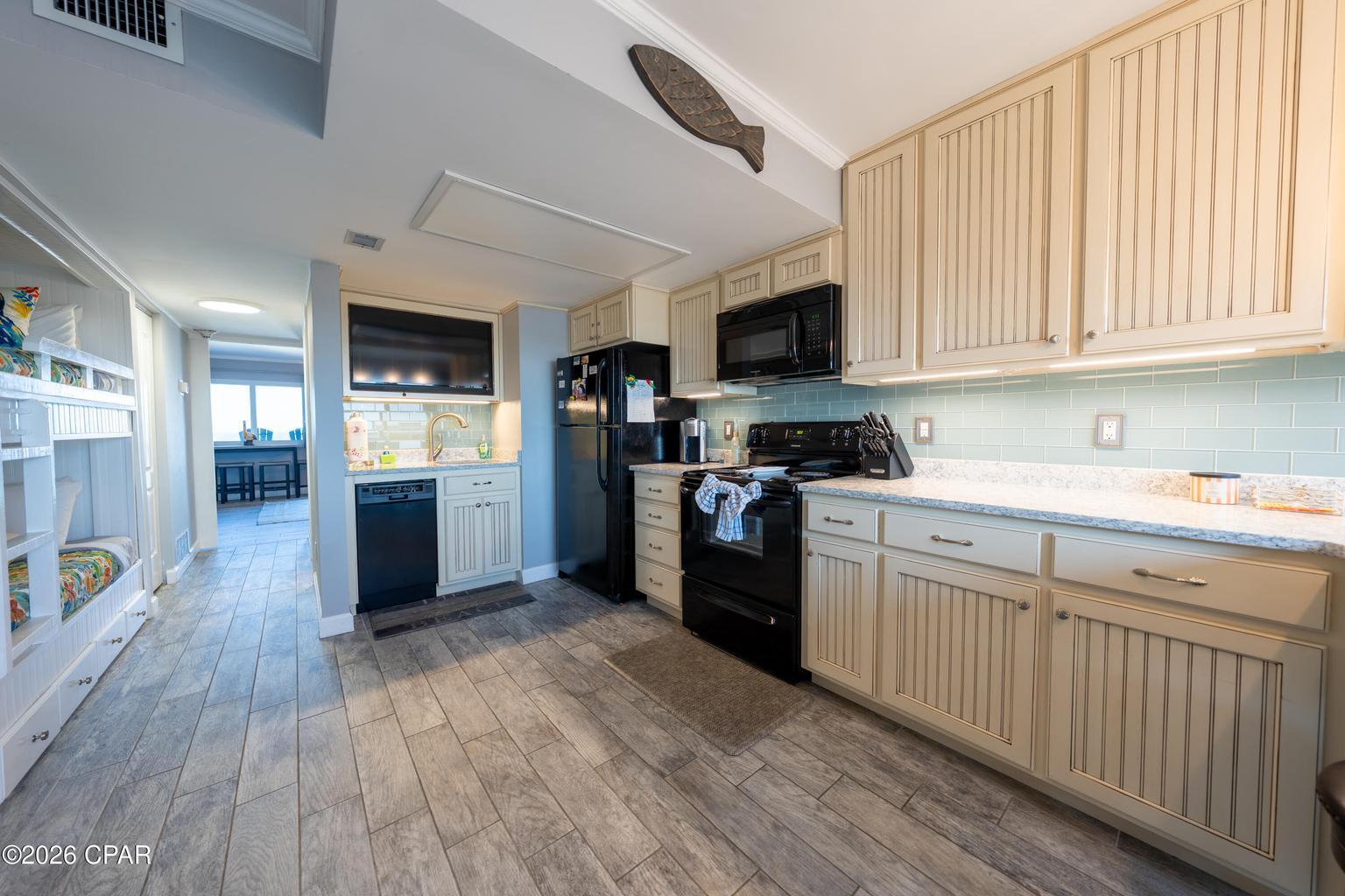 PINNACLE PORT - Residential