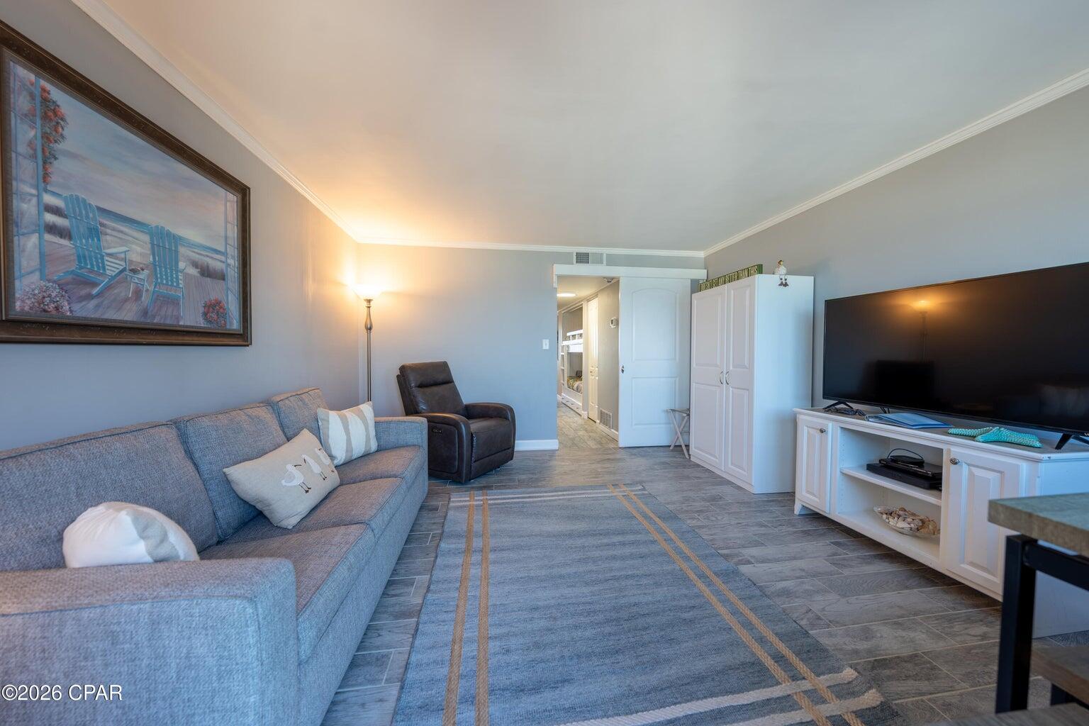 PINNACLE PORT - Residential