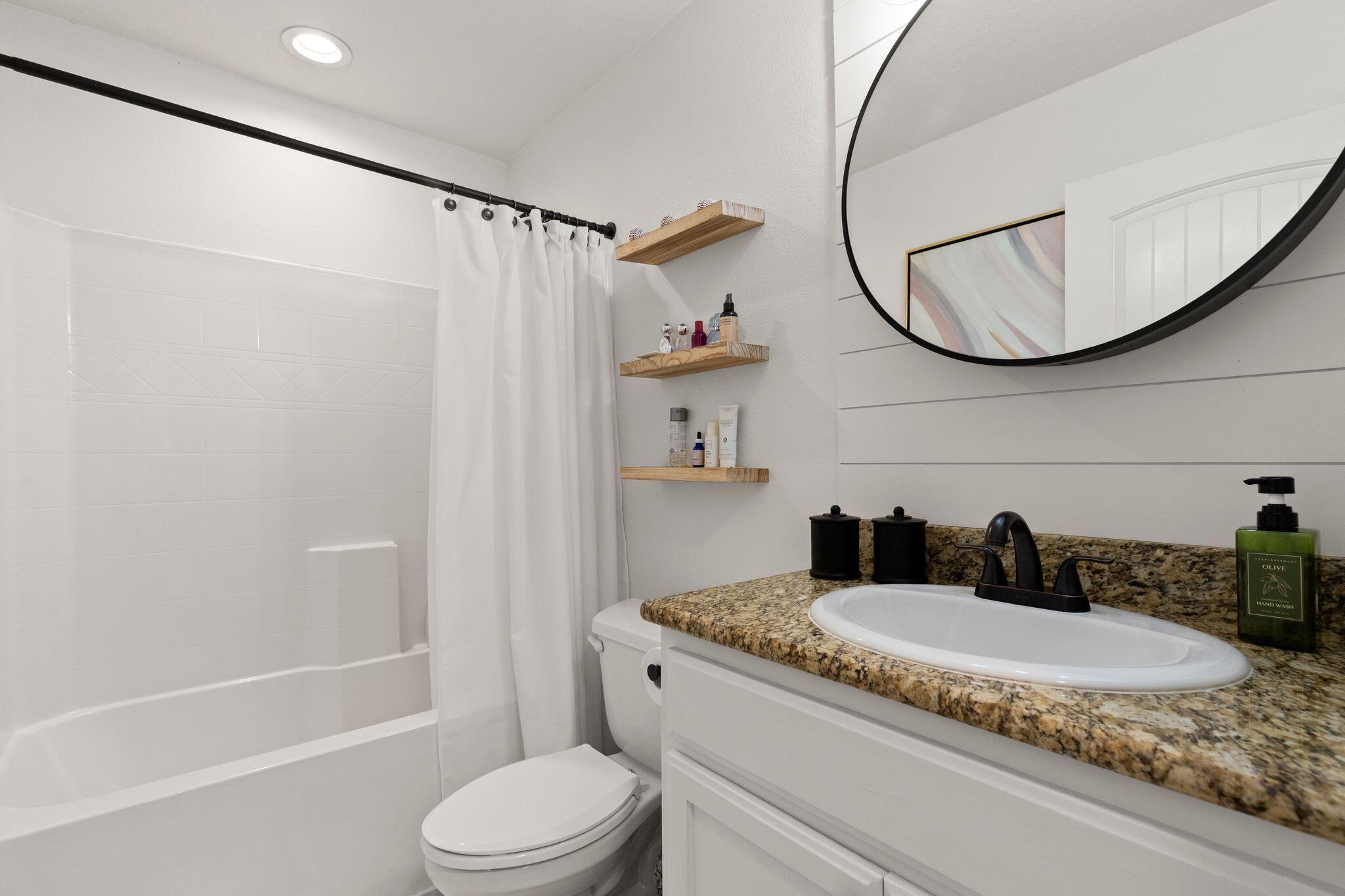 EAGLE BAY - Residential